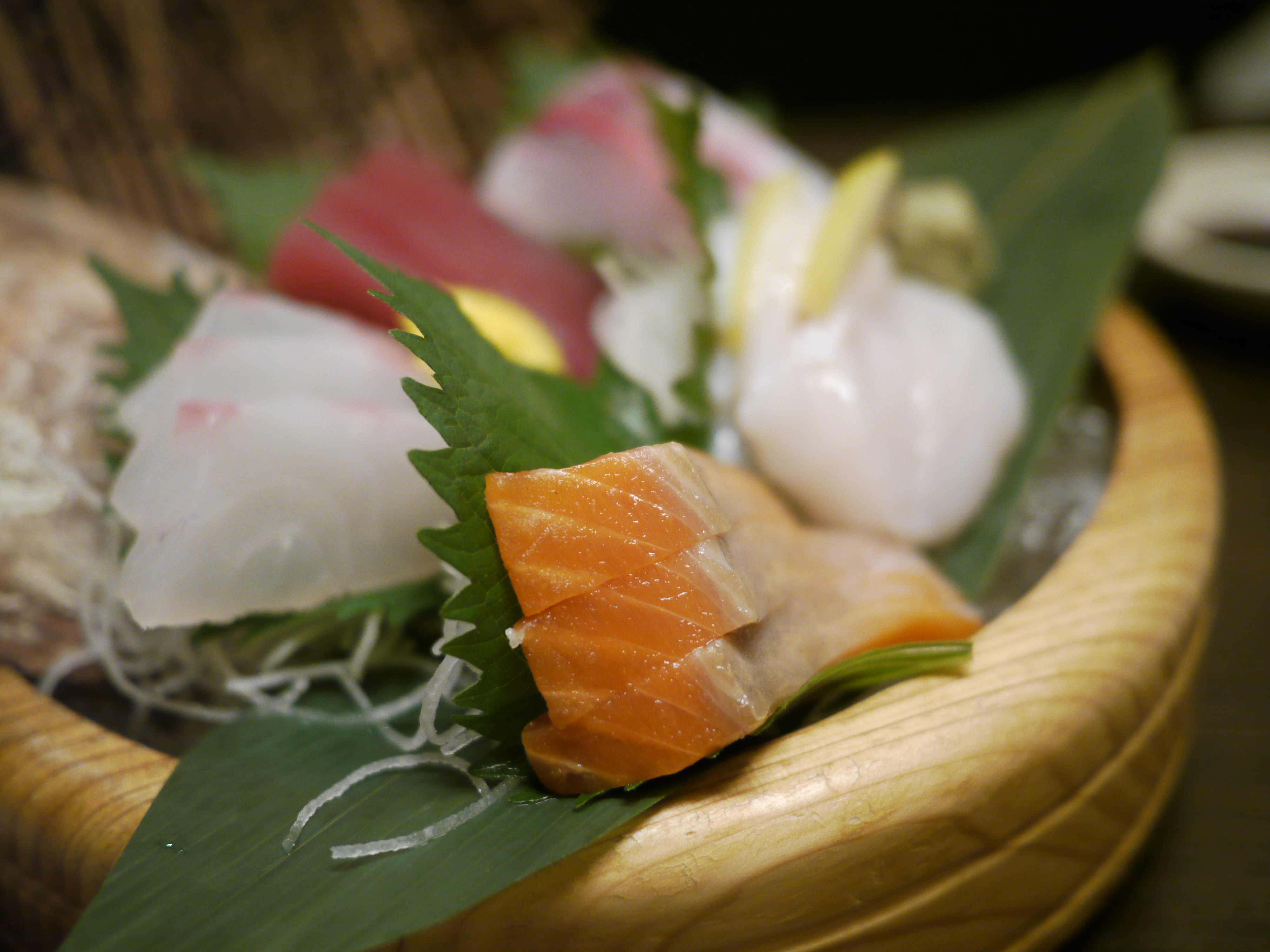 <b>DMC-GH1 / LUMIX G 20mm F1.7 ASPH. / 約5.5MB / 4,000×3,000 / 1/25秒 / F1.7 / +1.7EV / ISO800 / WB:オート / 20mm</b>