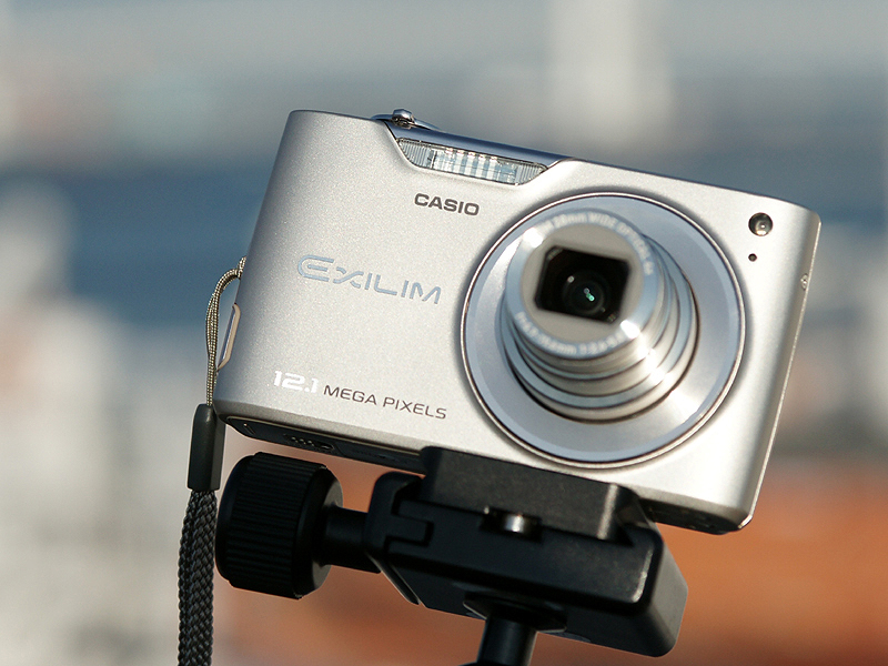 <STRONG>EXILIM ZOOM EX-Z450</STRONG>