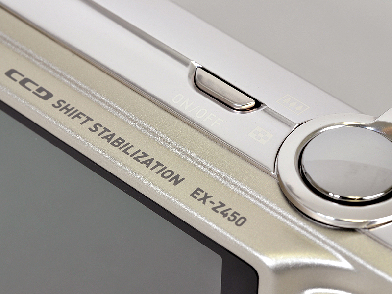 <STRONG>電源ボタン</STRONG>