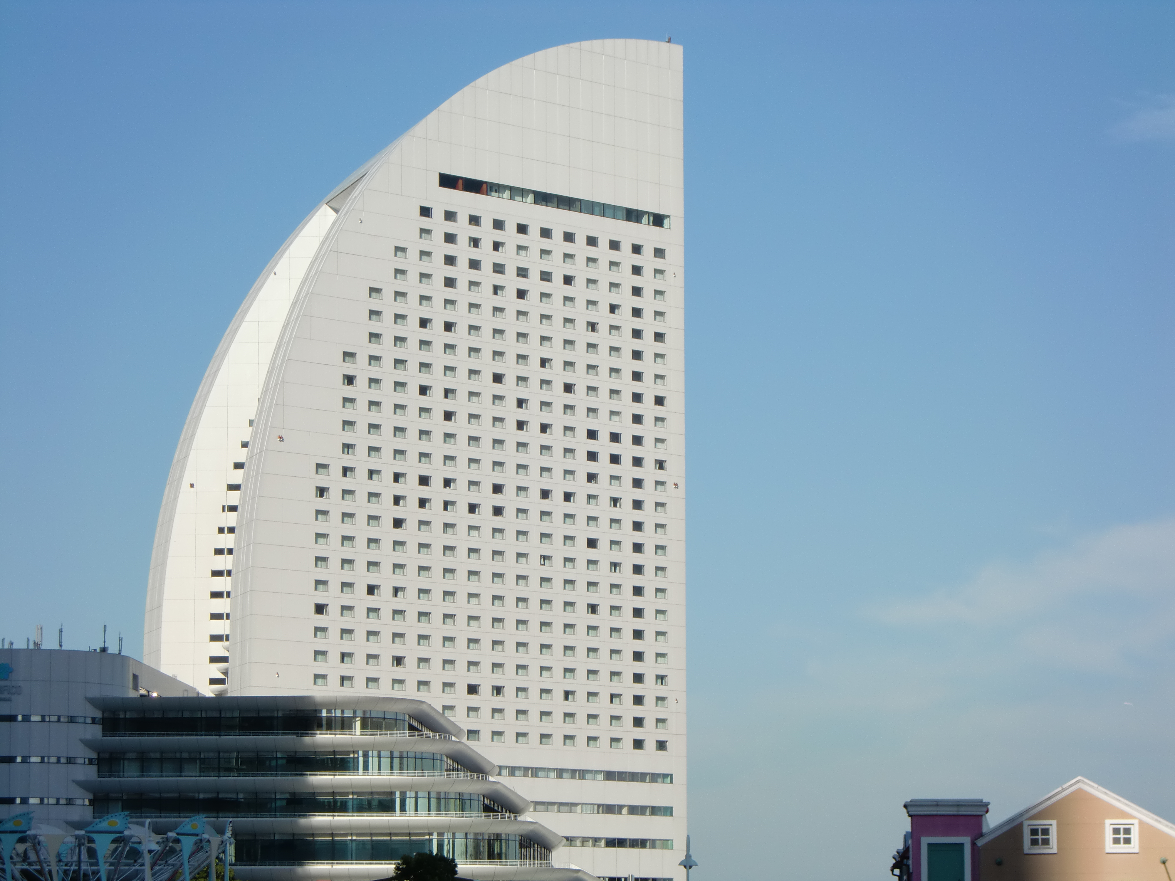 <STRONG>EX-Z450 / 4,000×3,000 / 1/400秒 / F5.8 / +0.7EV / ISO64 / プログラム / WB:オート / 19.6mm</STRONG>