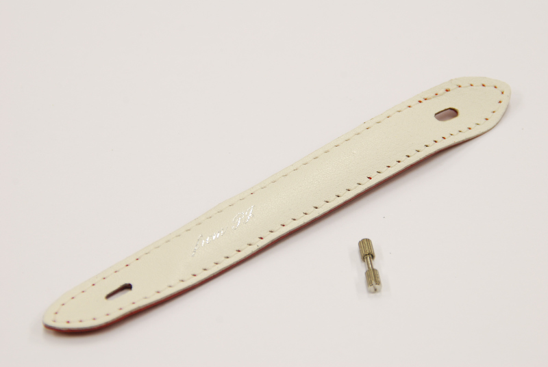 <b>F101-WHI-RED（ホワイト/レッド）</b>