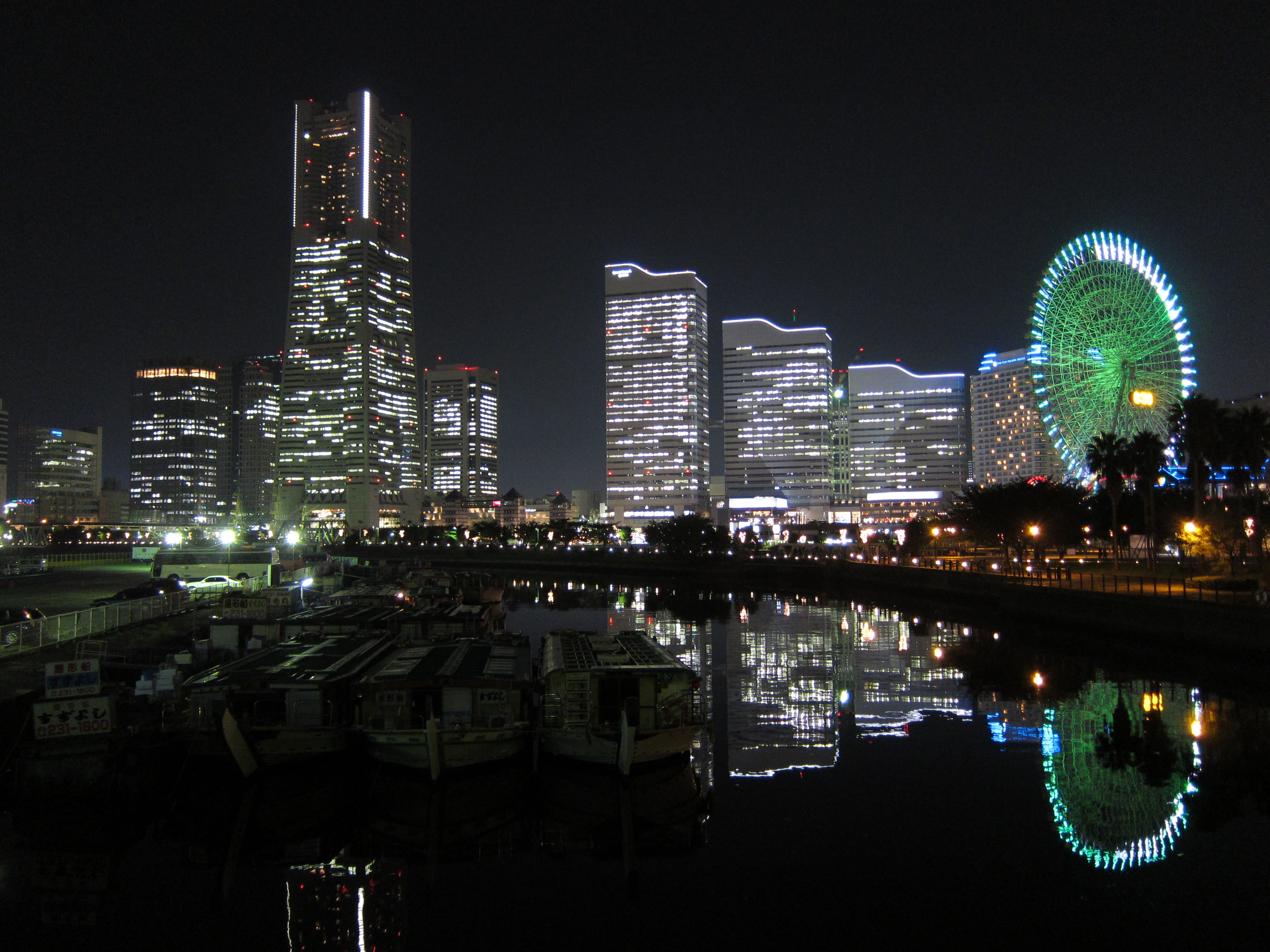 <b>ISO400<br>PowerShot S90 / 約2.3MB / 3,648×2,736 / 1/8秒 / F2 / 0EV / WB:オート / 6mm</b>