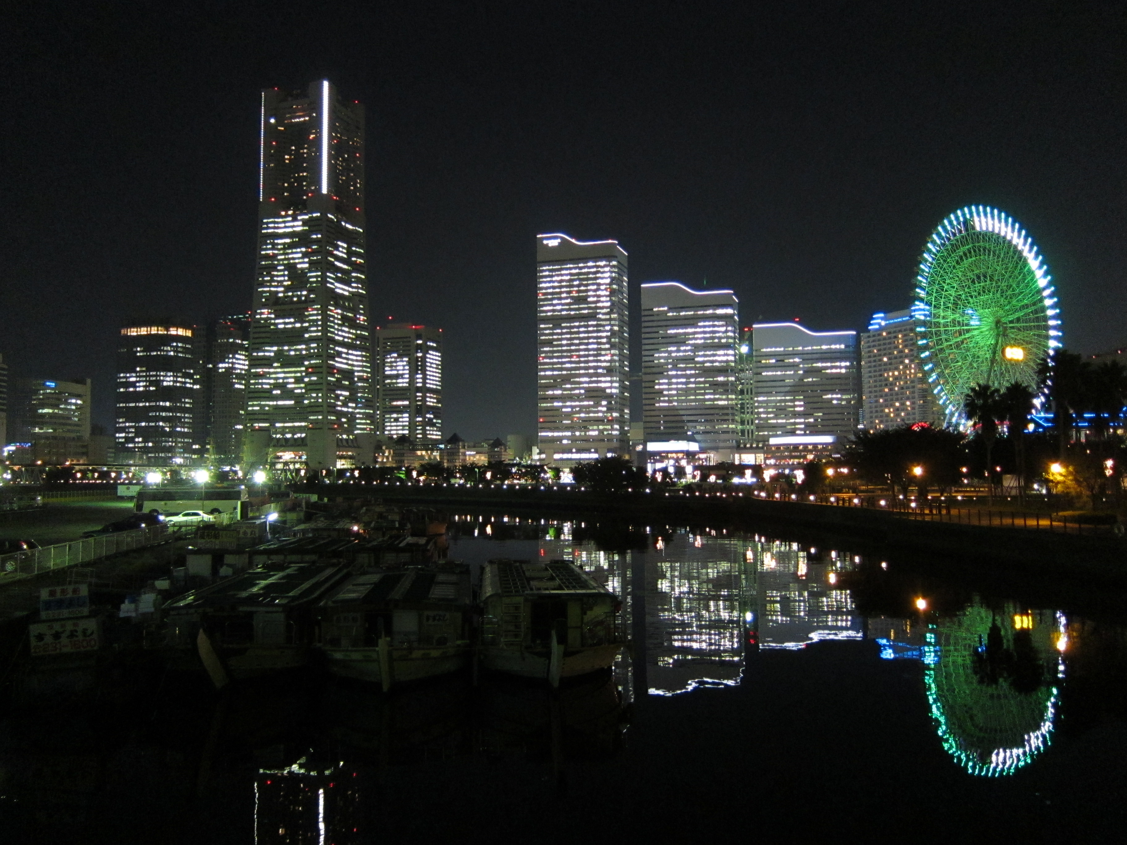 <b>ISO800<br>PowerShot S90 / 約2.2MB / 3,648×2,736 / 1/15秒 / F2 / 0EV / WB:オート / 6mm</b>