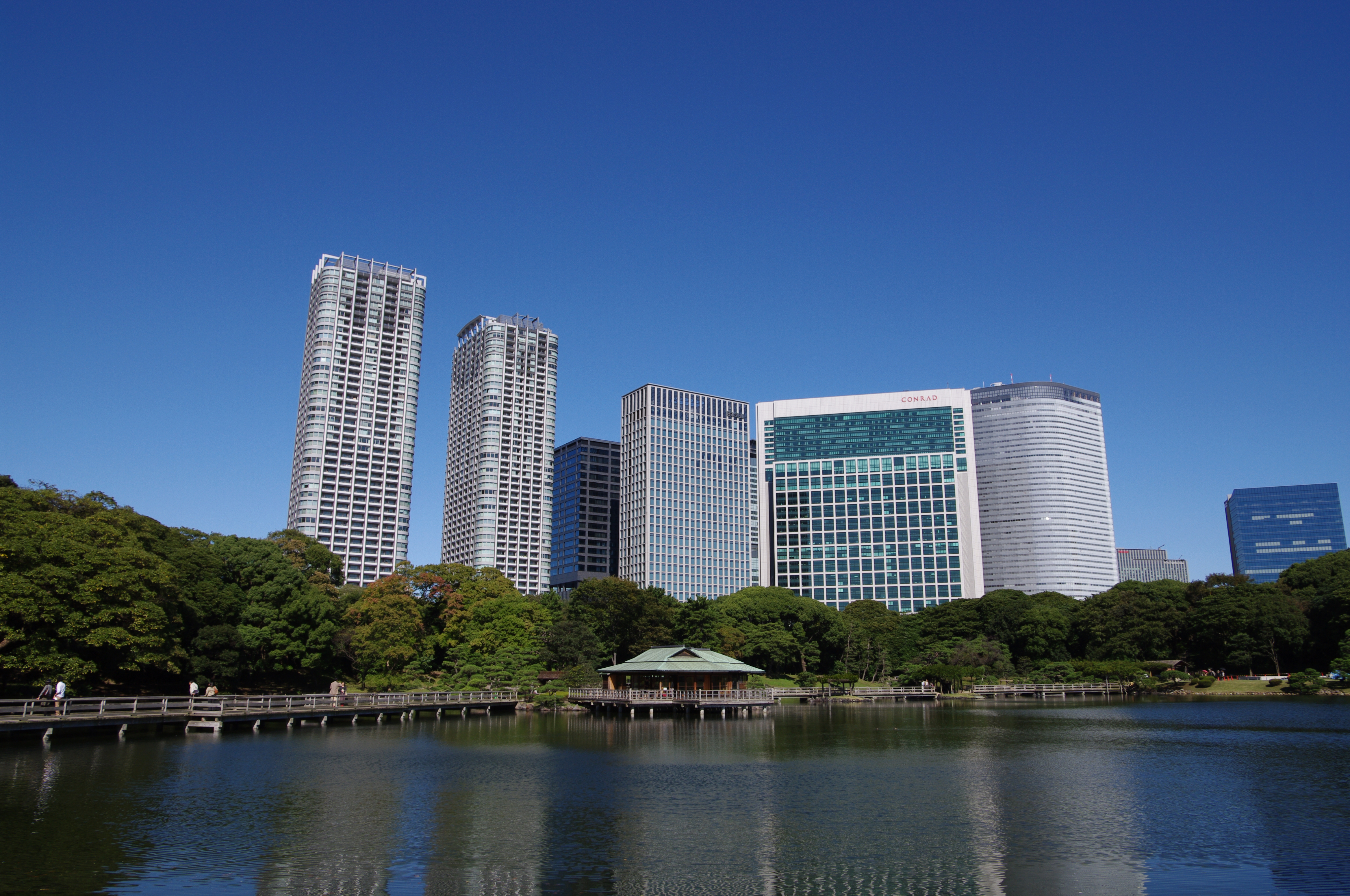 <b>K-7 / DA 16-45mm F4 ED AL / 4,672×3,104 / 1/200秒 / F8 / 0EV / ISO100 / 絞り優先AE / WB:オート / 16mm</b>