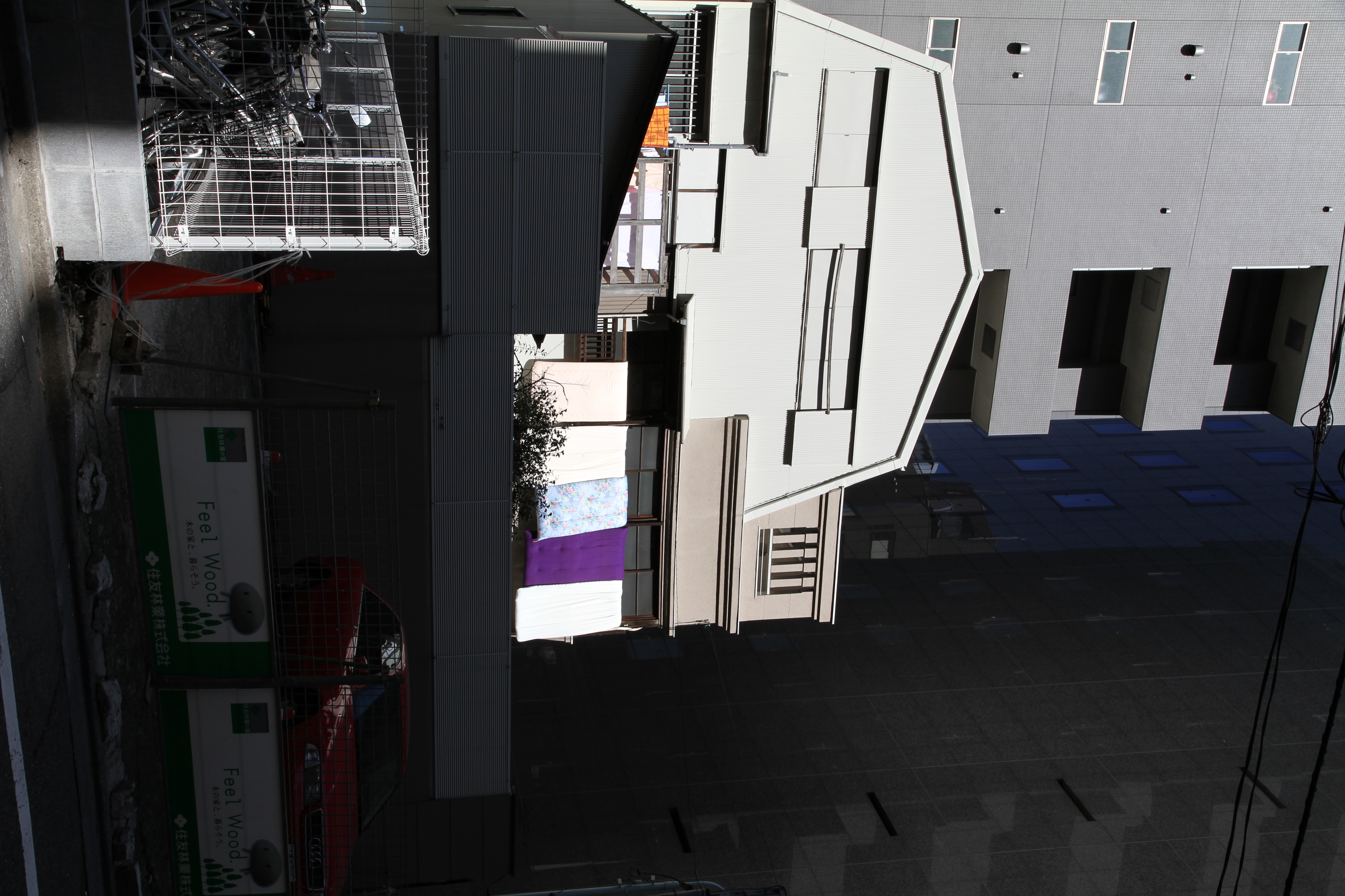 <b>EOS 7D / EF-S 15-85mm F3.5-5.6 IS USM / 約5.8MB / 3,456×5,184 / 1/200秒 / F11 / 0EV / ISO100 / WB:オート / 24mm</b>