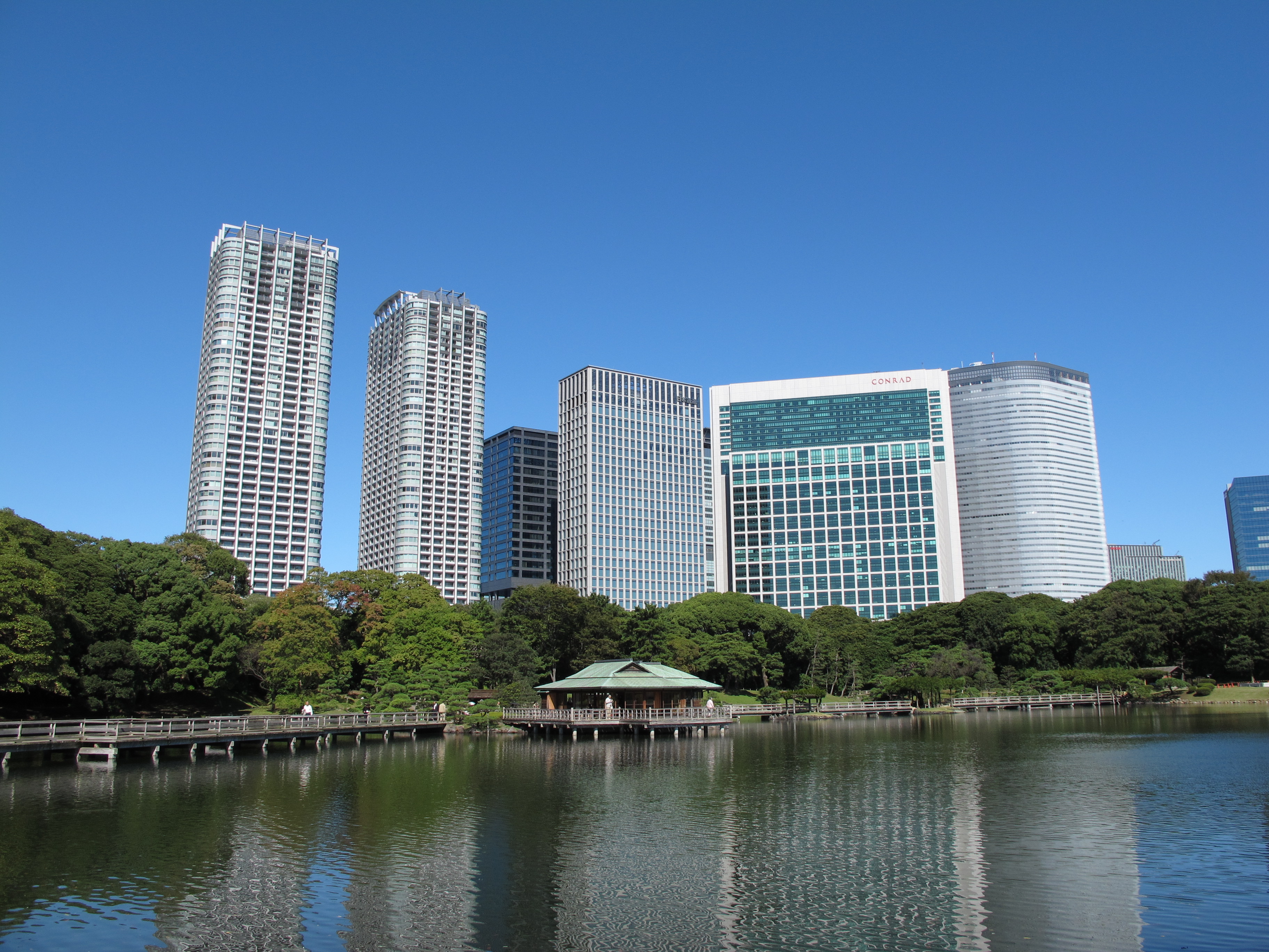 <b>28mm相当<br>PowerShot G11 / 3,648×2,736 / 1/1,000秒 / F4 / 0EV / ISO100 / プログラムAE / WB:オート / 6.1mm</b>