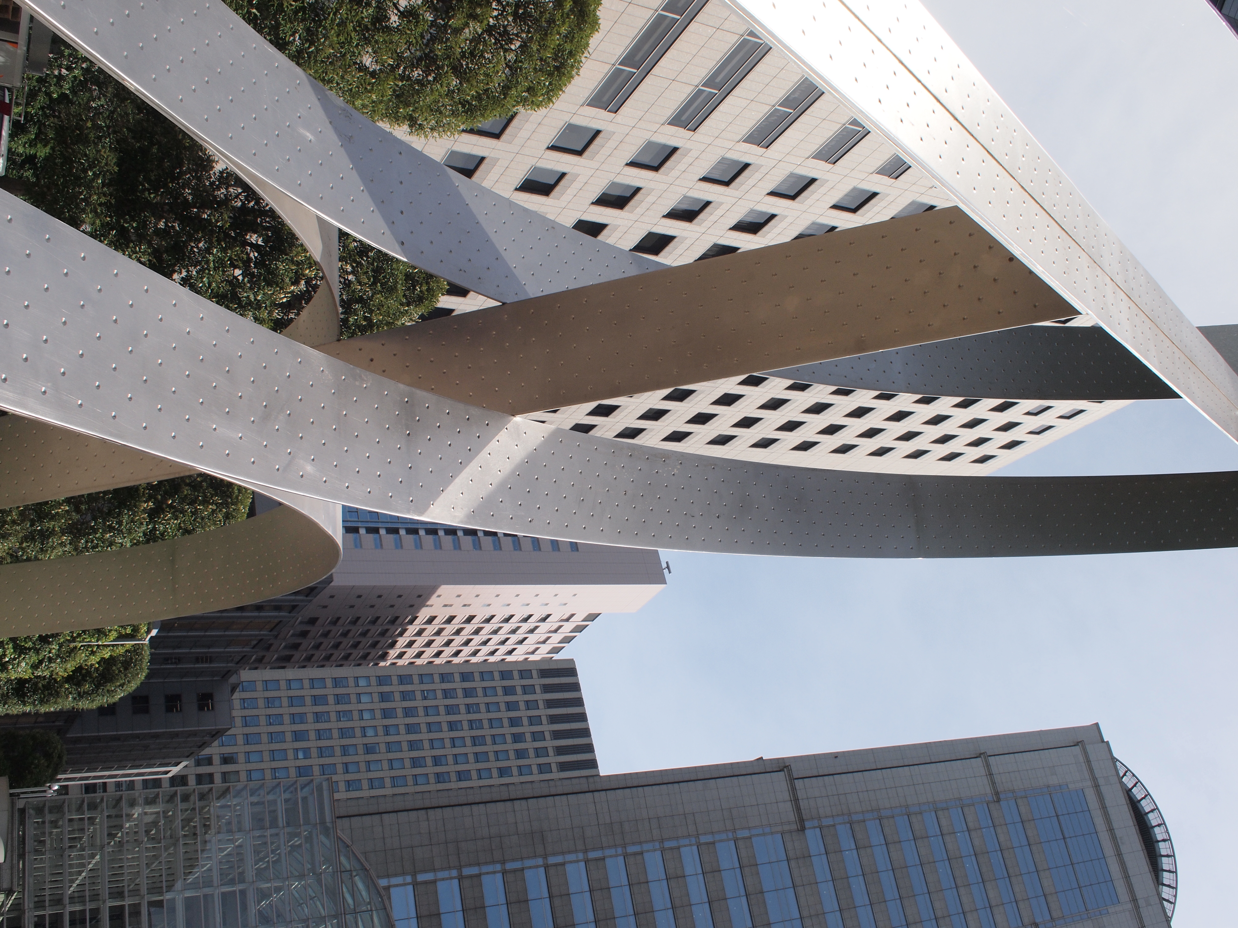 <b>E-P1 / M.ZUIKO DIGITAL 17mm F2.8 / 約7.4MB / 3,024×4,032 / 1/500秒 / F8 / +0.3EV / ISO200 / WB:オート / 17mm</b>