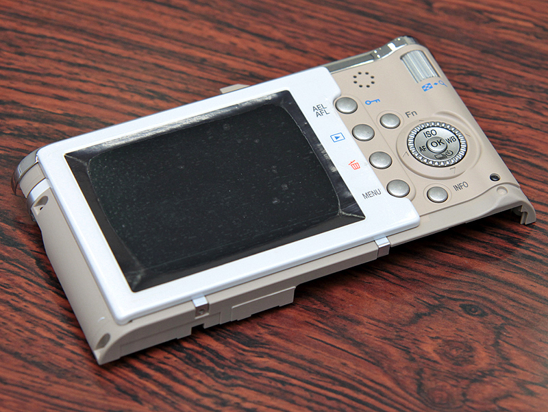 <b>E-P1の後カバーユニット</b>