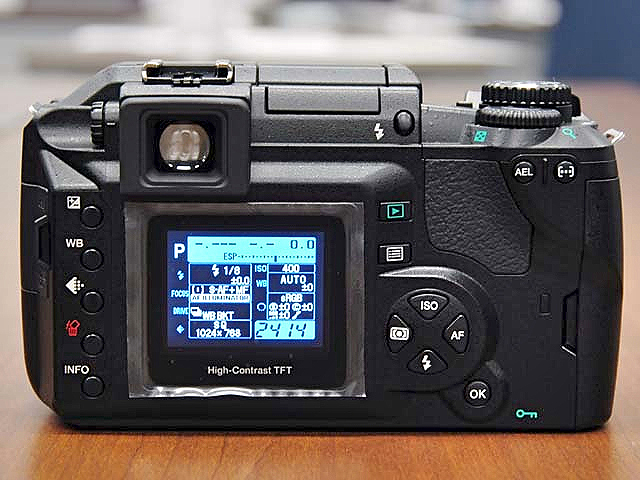 <b>E-300のスーパーコンパネ</b>