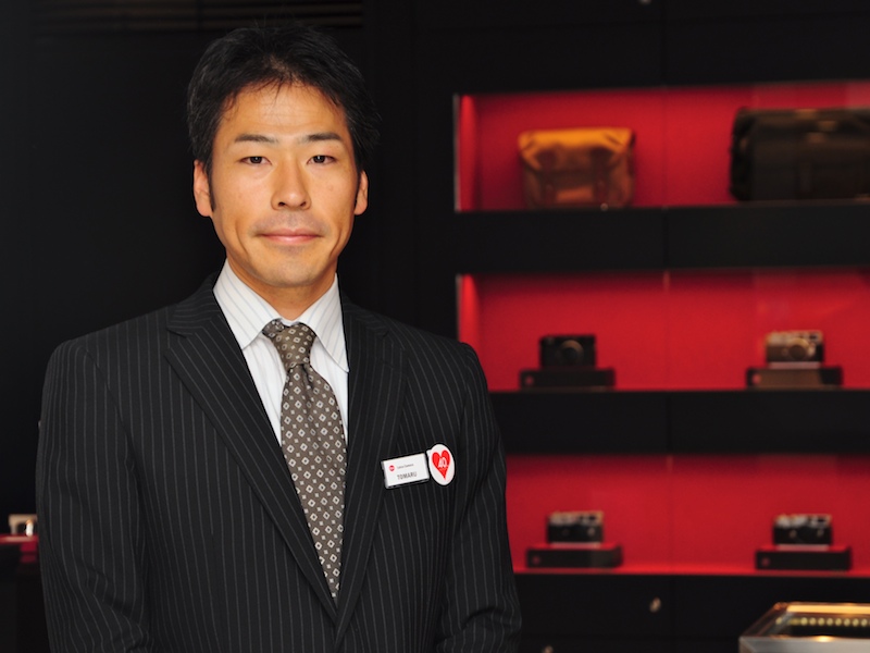 <b>ライカ二子玉川店の都丸直亮店長</b>