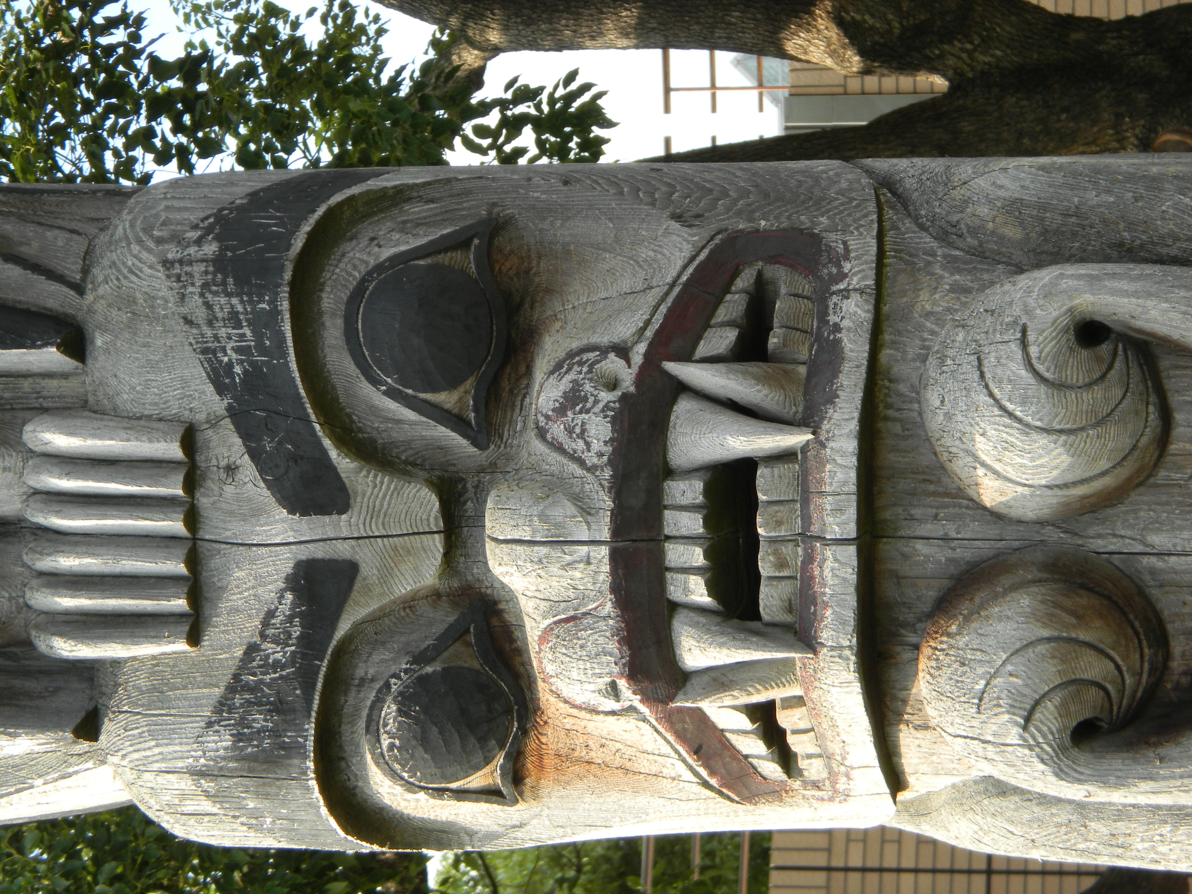 <b>COOLPIX S70 / 4,000×3,000 / 1/75秒 / F5.8 / -0.3EV / ISO80 / プログラムAE / WB:オート / 25mm</b>