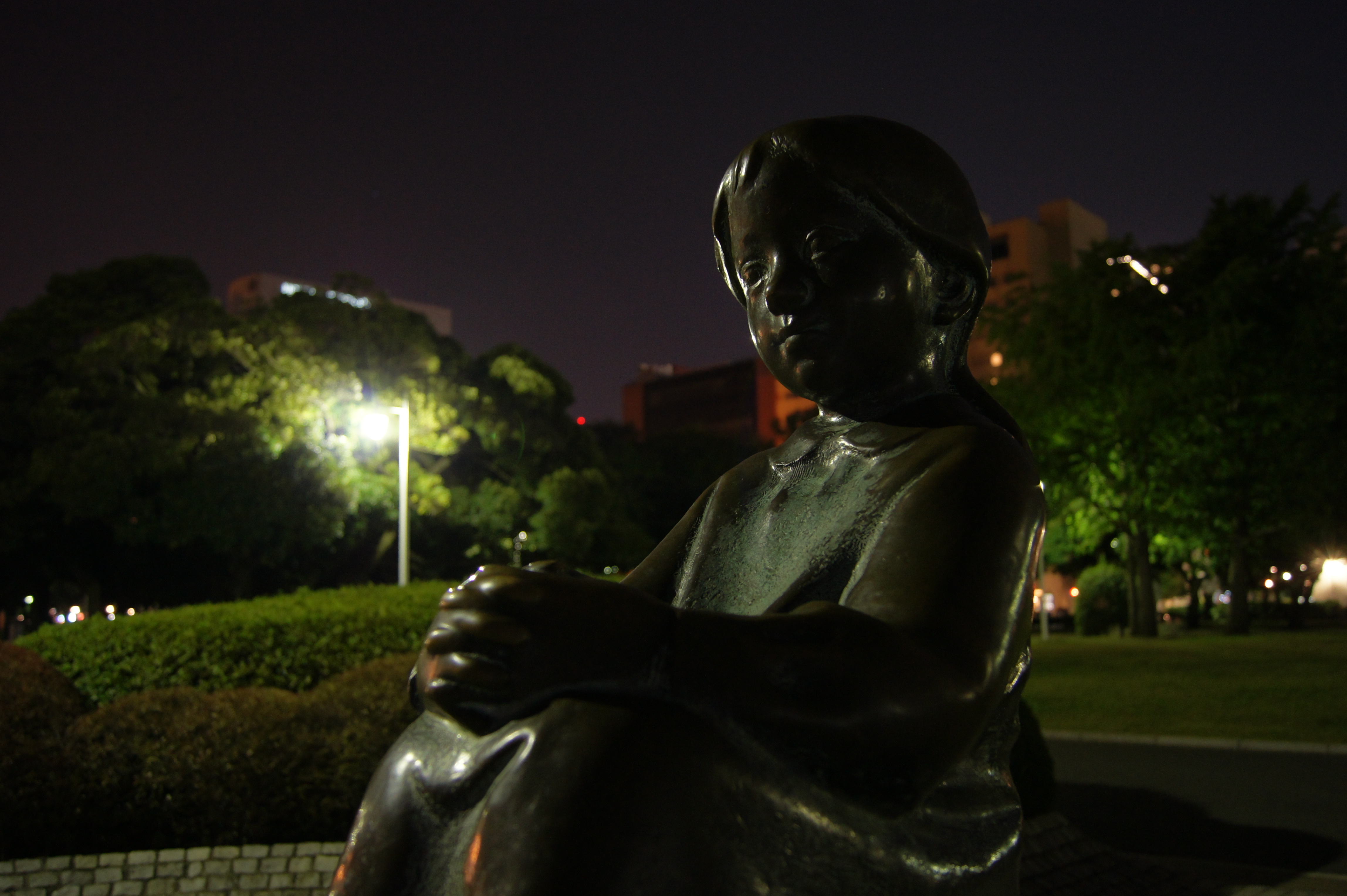 <b>オートHDR（AUTO）<br>α550 / DT 18-55mm F3.5-5.6 SAM / 約3.2MB / 4,592×3,056 / 1/4秒 / F3.5 / 0EV / ISO1600 / WB:オート / 20mm</b>