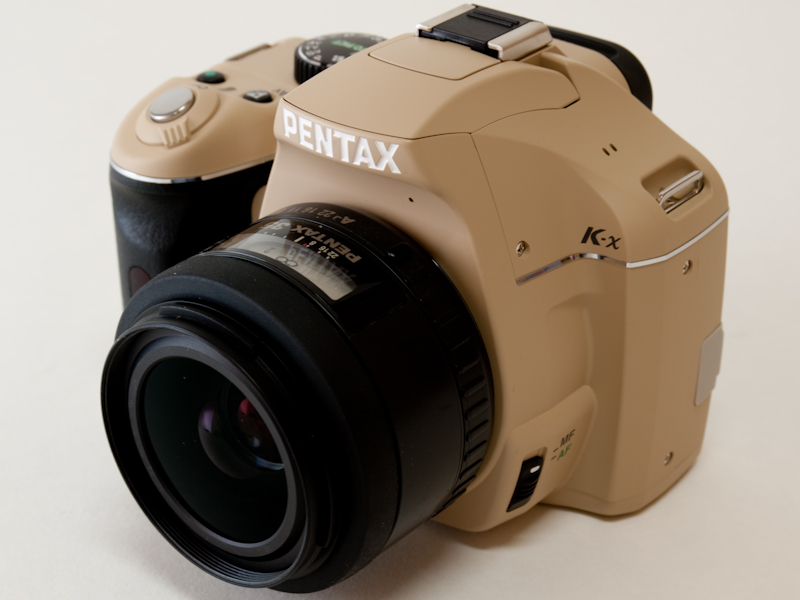 <b>ベージュボディ+ブラックグリップ+FA 35mm F2 AL</b>