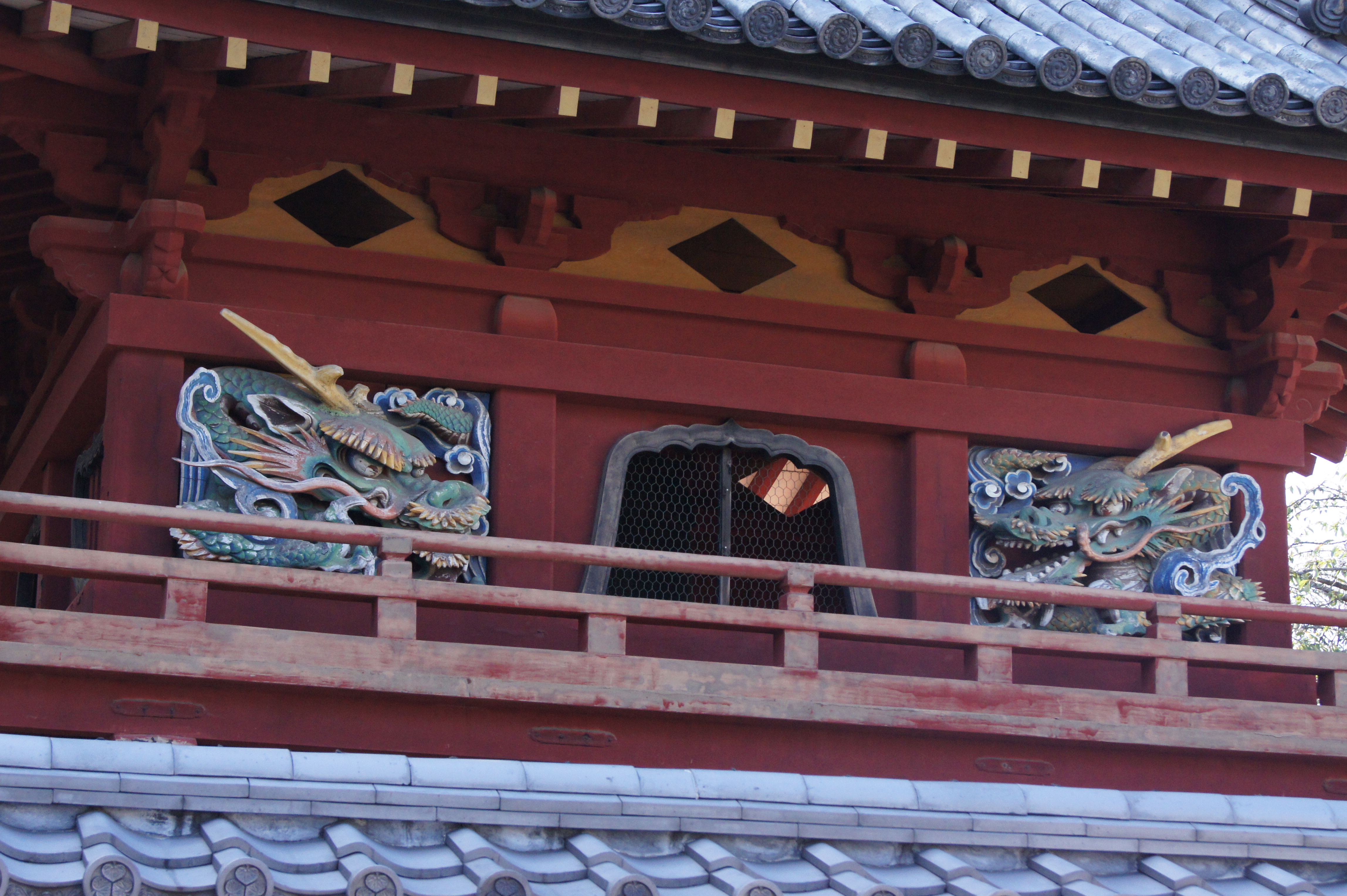 <b>ISO1600<br>α550 / DT 18-55mm F3.5-5.6 SAM / 4,592×3,056 / 1/400秒 / F8 / WB:太陽光 / 55mm（82.5mm相当）</b>