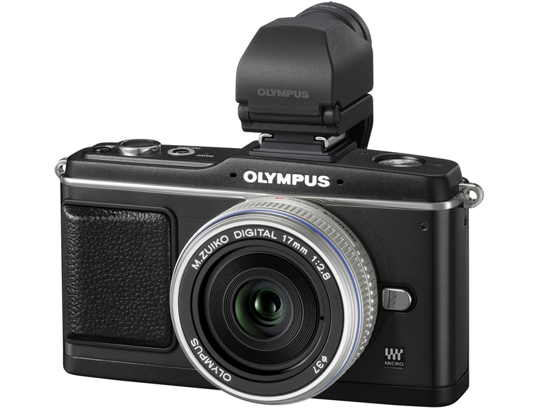 <b>M.ZUIKO DIGITAL 17mm F2.8とVF-2を装着したところ</b>