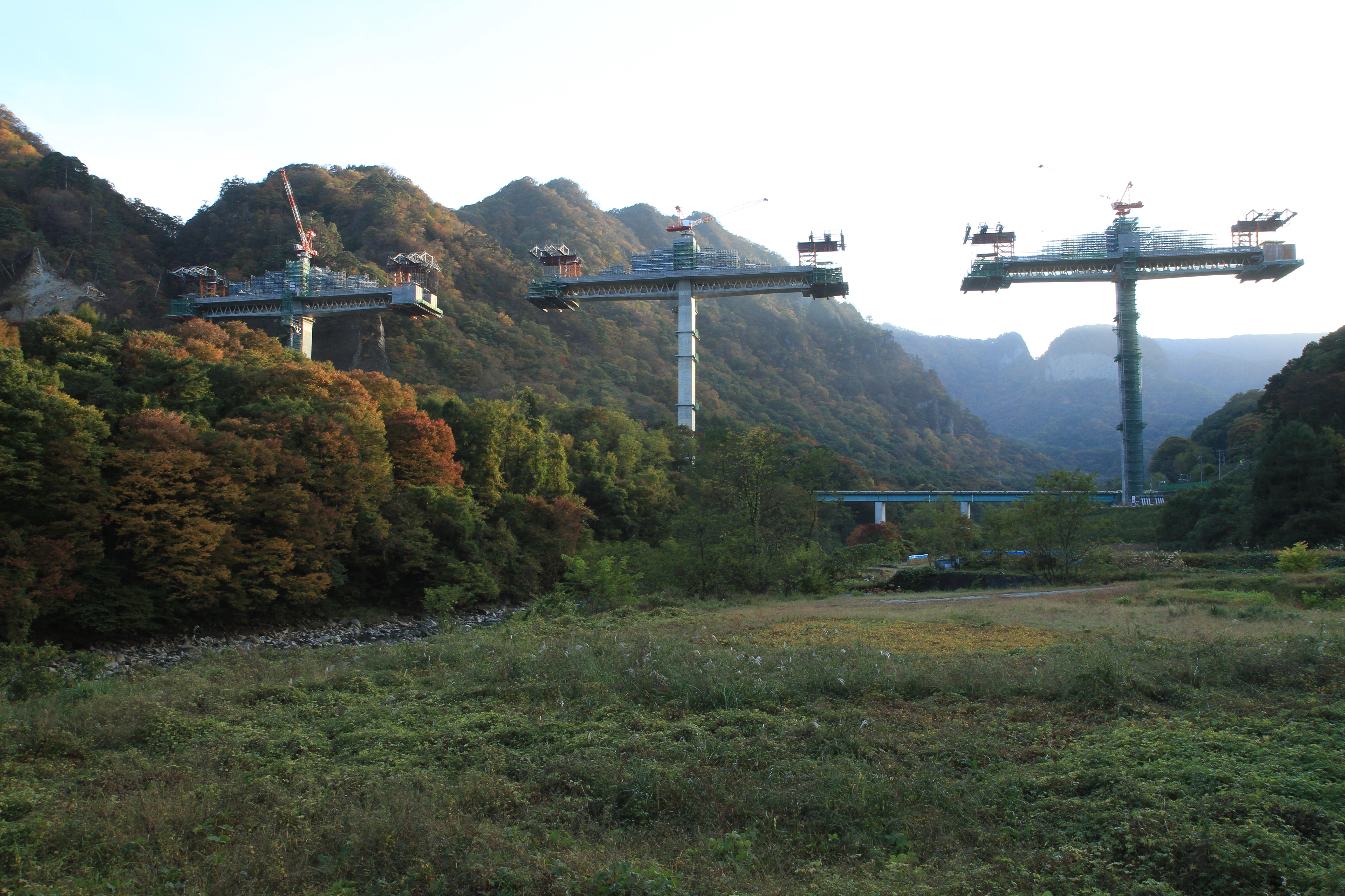 <b>EF-S 17-55mm F2.8 IS USM / 5,184×3,456 / 1/80秒 / F6.3 / -0.3EV / ISO200 / 絞り優先AE / WB:太陽光 / 17.0mm</b>