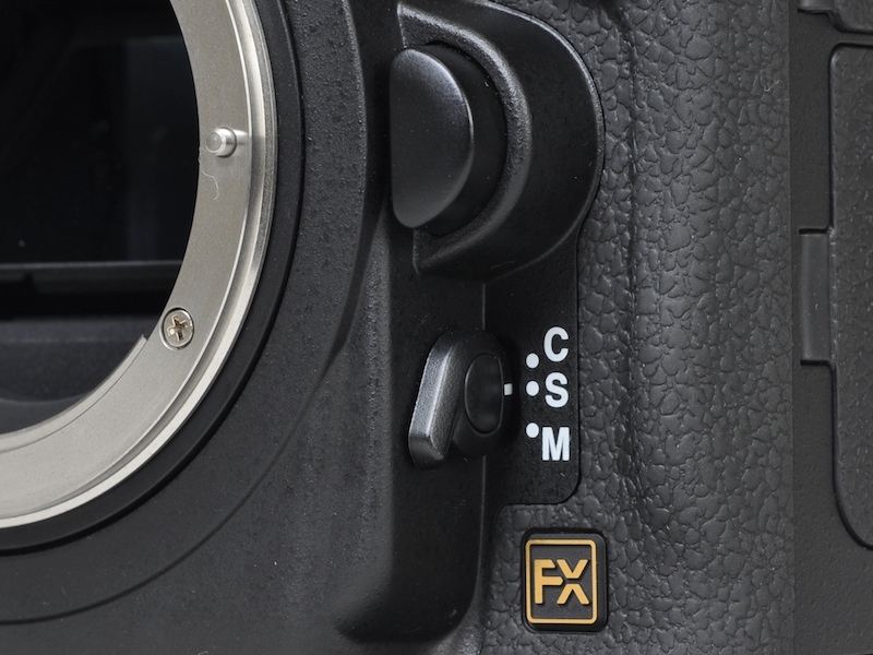 <b>フォーカスモードセレクトダイヤル</b>