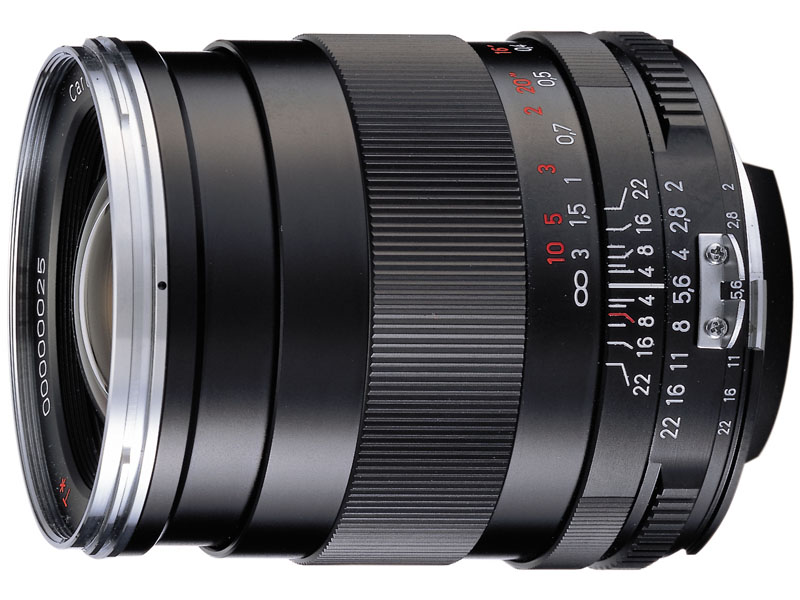 <b>Distagon T* 2/35 ZE（画像はZFタイプ）</b>