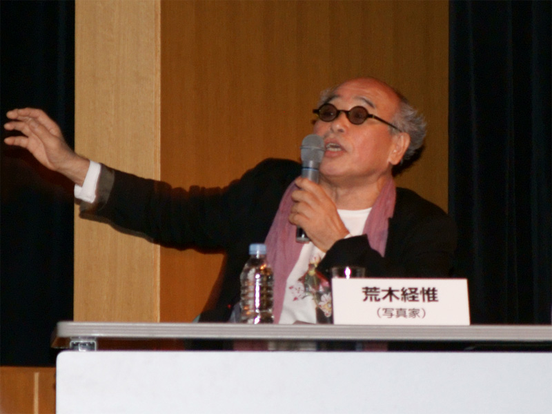 <b>荒木経惟氏</b>