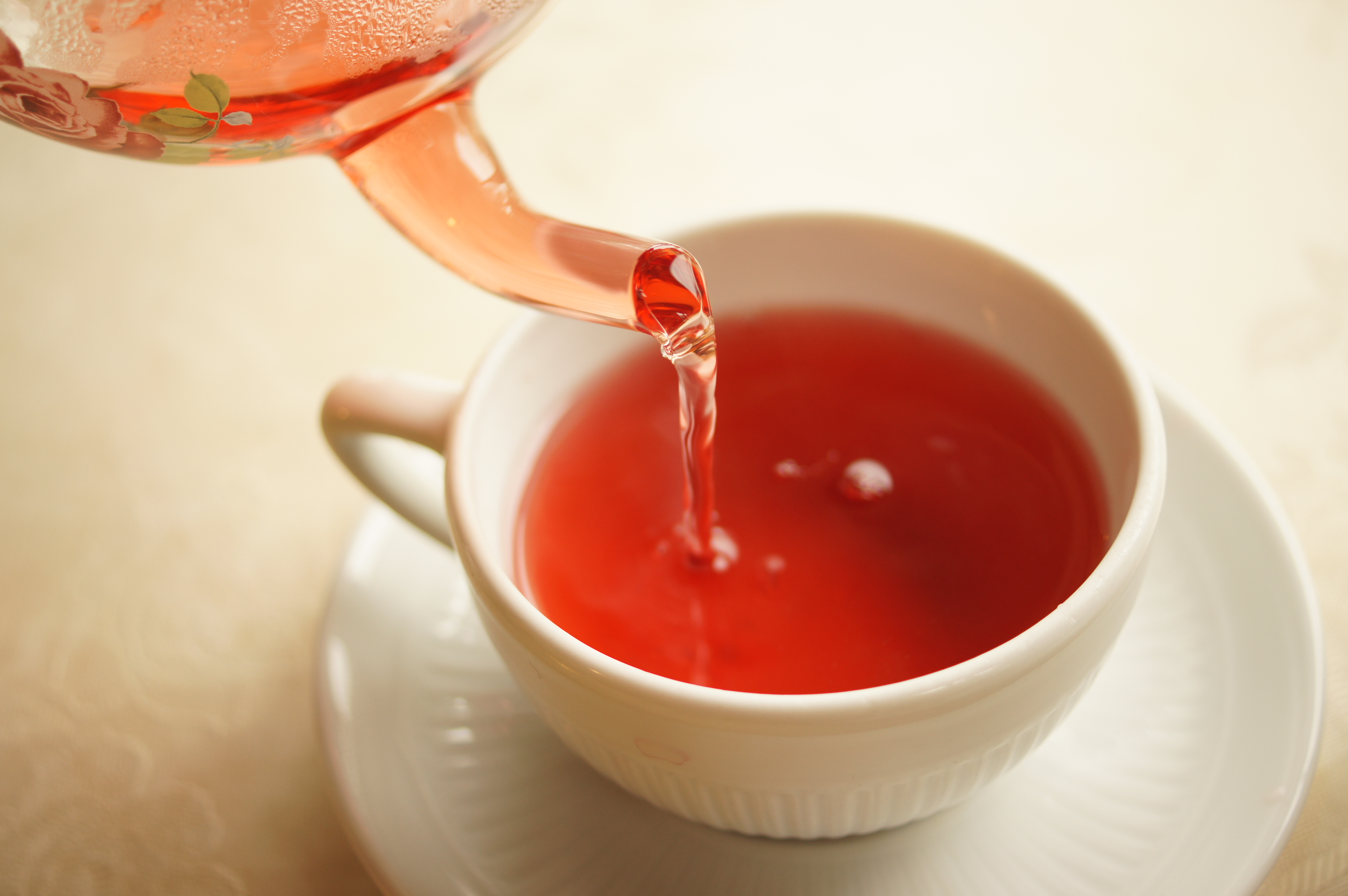 <b>α550 / DT 30mm F2.8 Macro SAM / 約3.5MB / 4,592×3,056 / 1/30秒 / F2.8 / +1.3EV / ISO400 / WB:太陽光 / 30mm</b>