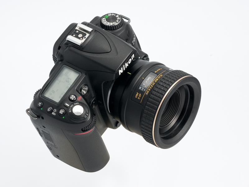 <b>D90に装着したところ</b>