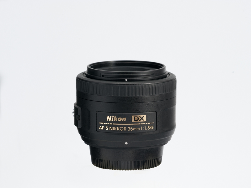 <b>AF-S DX NIKKOR 35mm F1.8 G</b>
