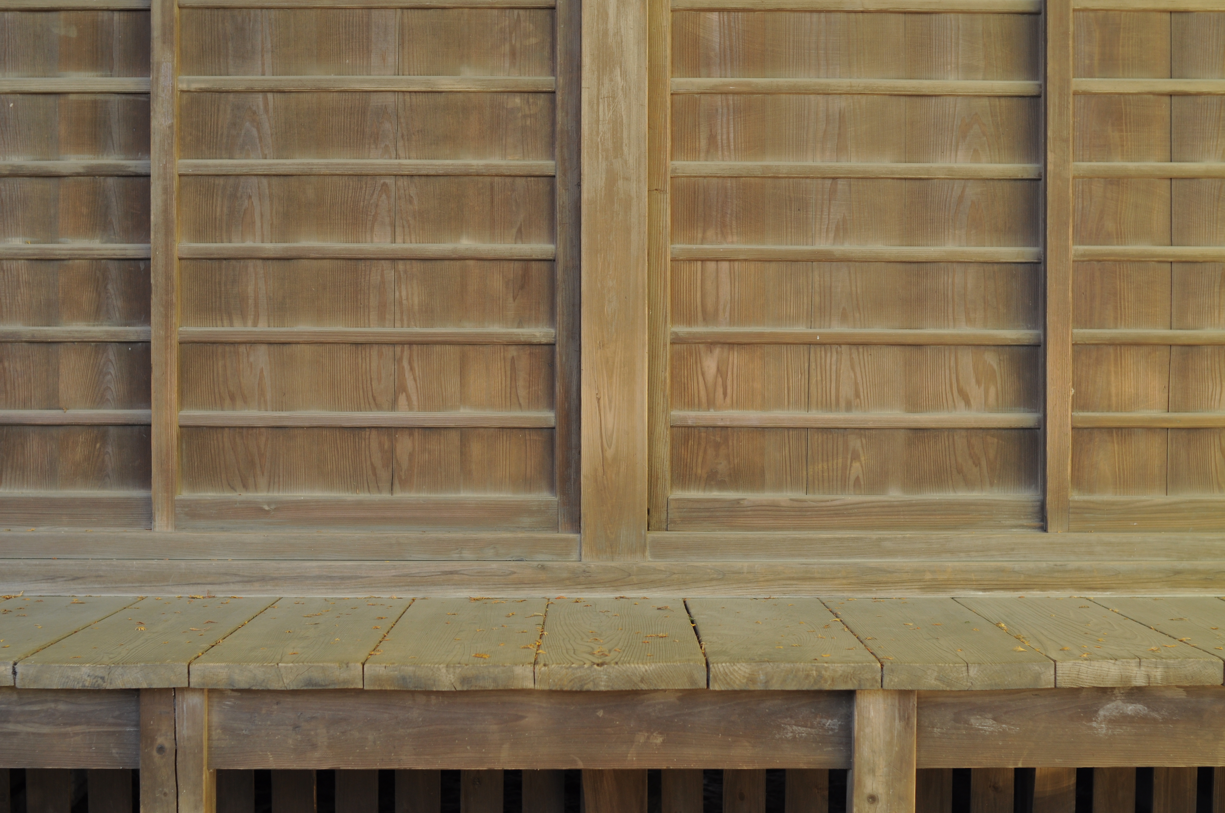 <b>D90 / Ai AF Nikkor 35mm F2 D / 約5.3MB / 4,288×2,848 / 1/15秒 / F4 / 0EV / ISO200 / WB:晴天 / 35mm</b>