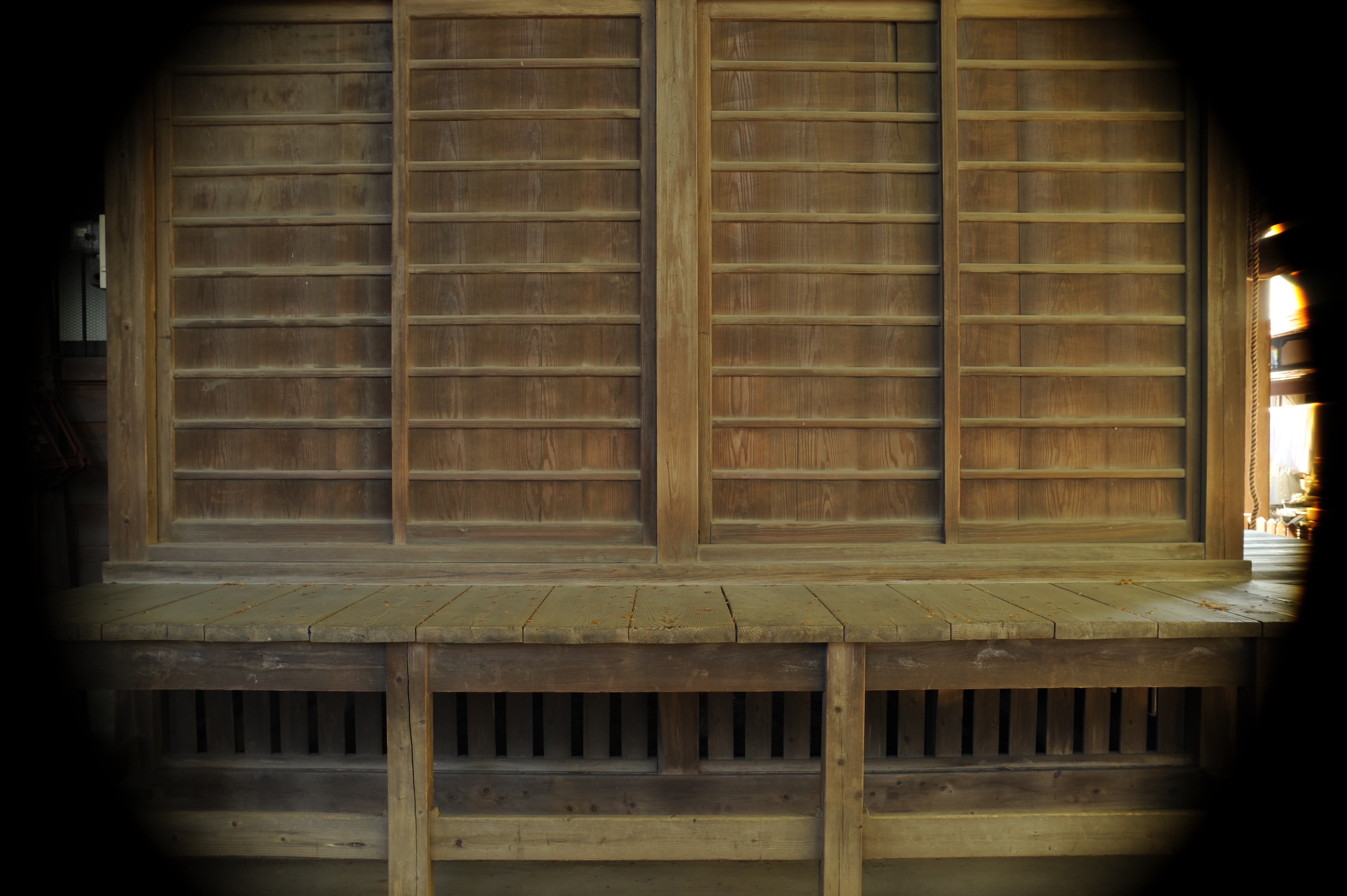 <b>D700 / 30mm F1.4 EX DC HSM / 約3.7MB / 4,256×2,832 / 1/4秒 / F8 / 0EV / ISO200 / WB:晴天 / 30mm</b>