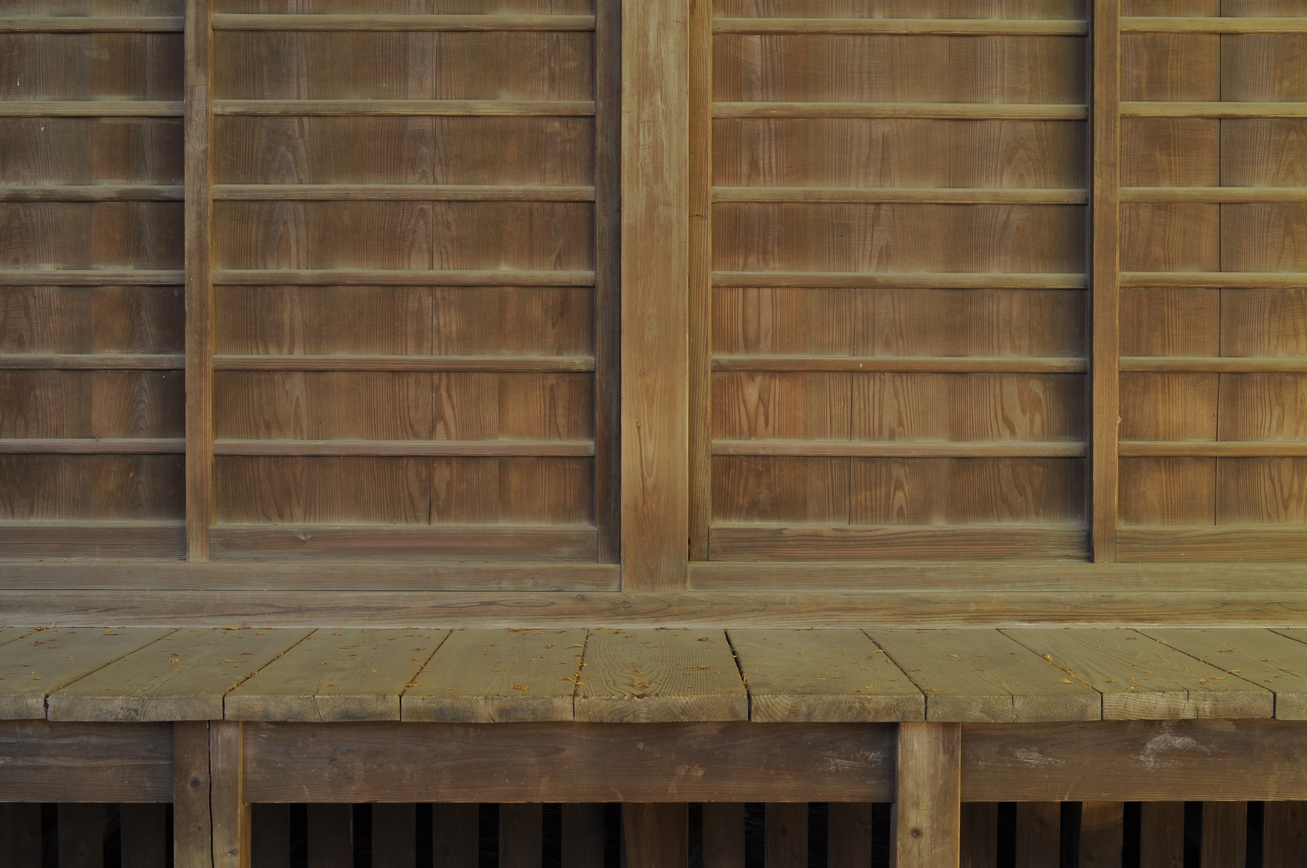 <b>D90 / AT-X M35 PRO DX / 約5.4MB / 4,288×2,848 / 1/4秒 / F8 / 0EV / ISO200 / WB:晴天 / 35mm</b>