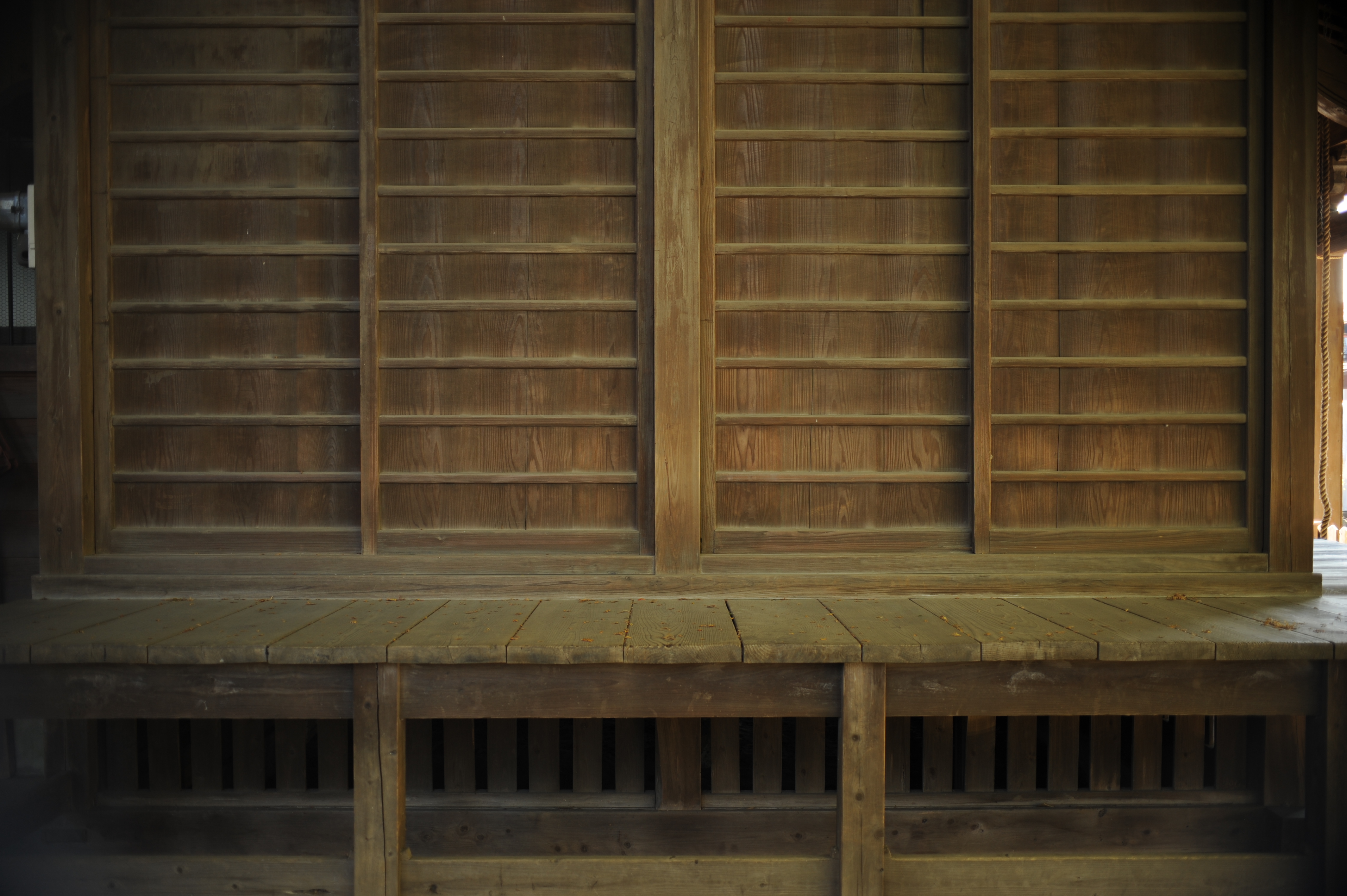 <b>D700 / AT-X M35 PRO DX / 約3.9MB / 4,256×2,832 / 1/30秒 / F2.8 / 0EV / ISO200 / WB:晴天 / 35mm</b>