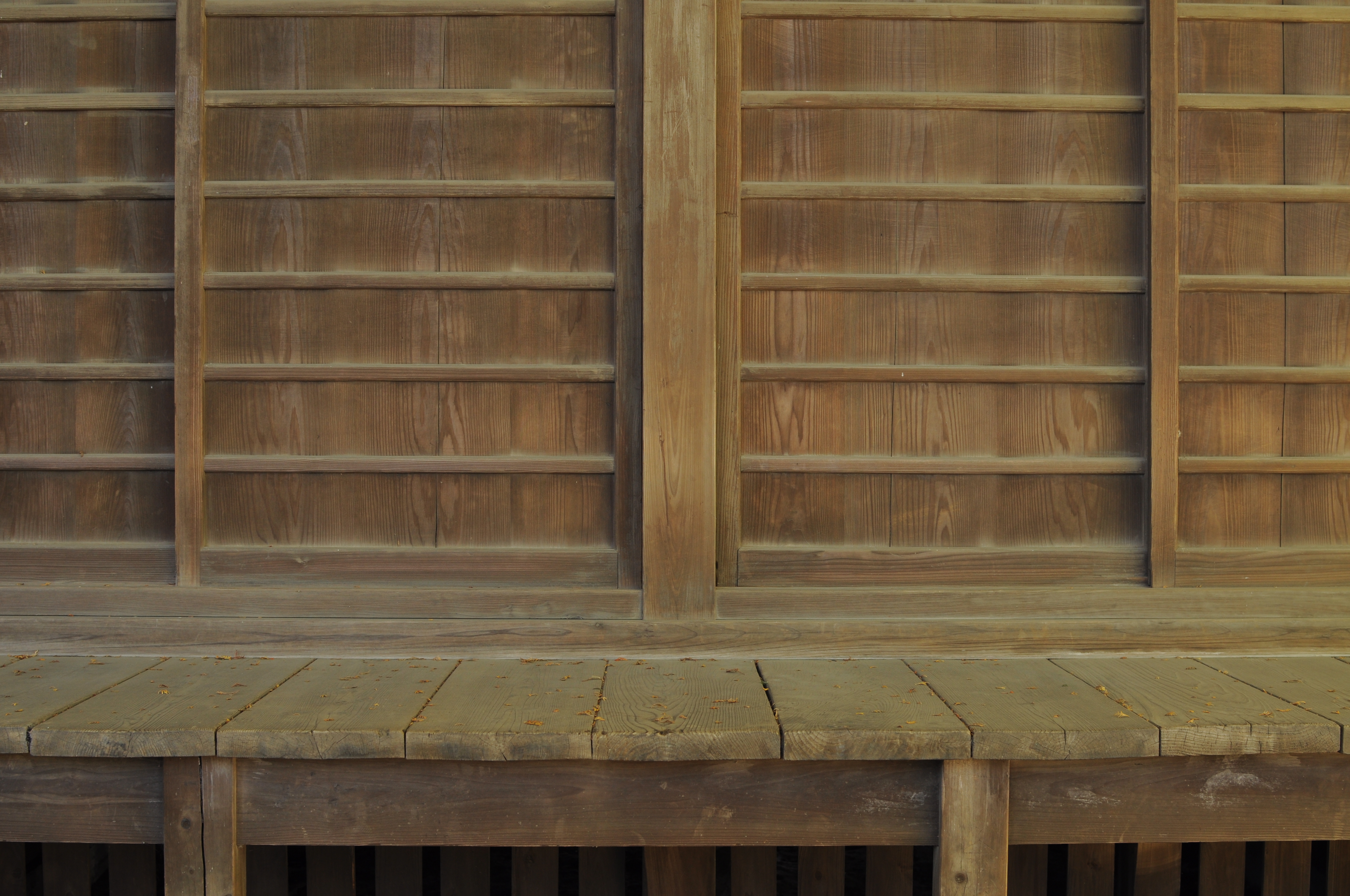 <b>D90 / AF-S DX NIKKOR 35mm F1.8 G / 約5.4MB / 4,288×2,848 / 1/8秒 / F5.6 / 0EV / ISO200 / WB:晴天 / 35mm</b>