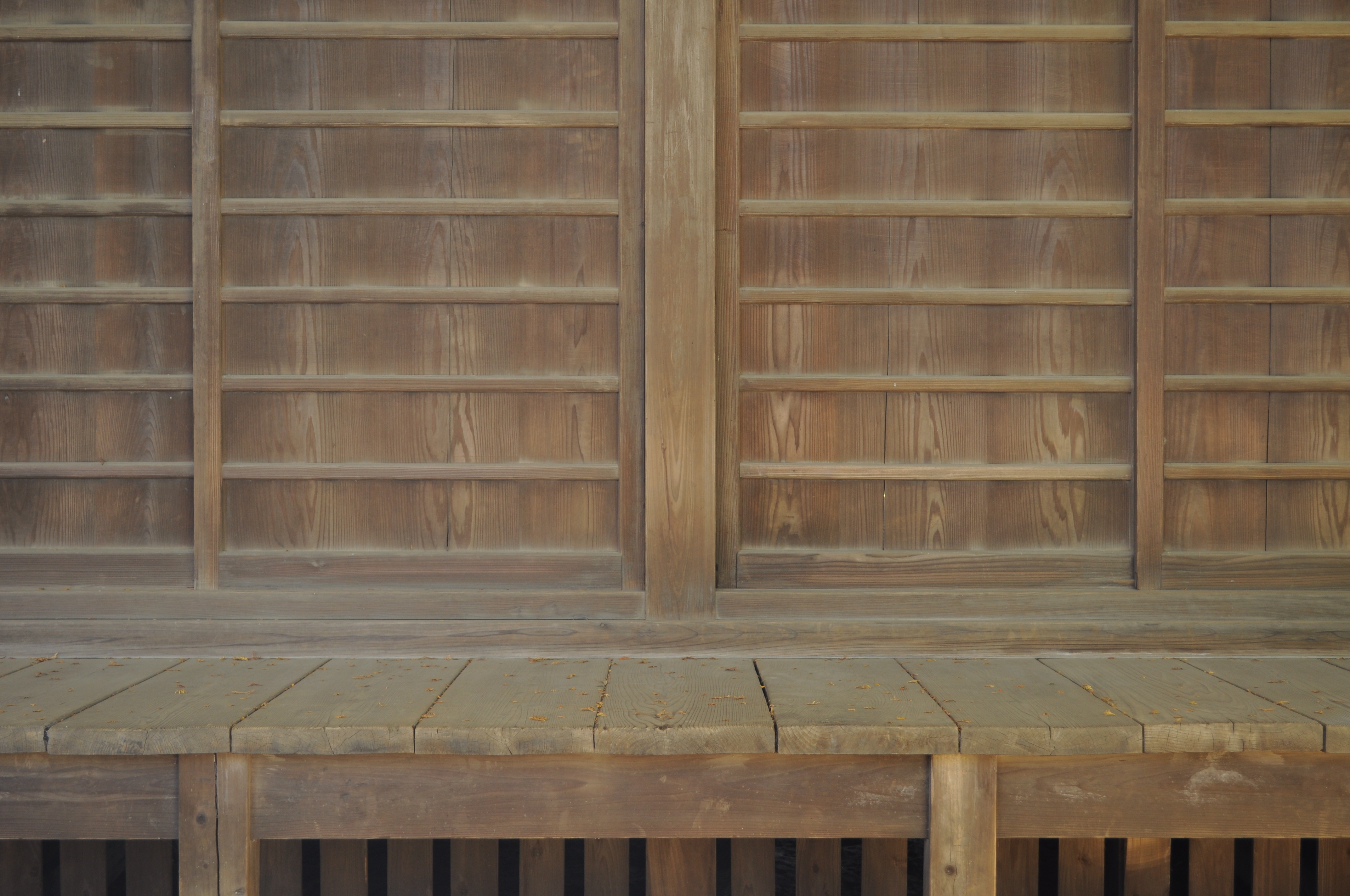 <b>D90 / AF-S DX NIKKOR 18-55mm F3.5-5.6 G VR / 約4.9MB / 4,288×2,848 / 1/8秒 / F5.6 / 0EV / ISO200 / WB:晴天 / 35mm</b>