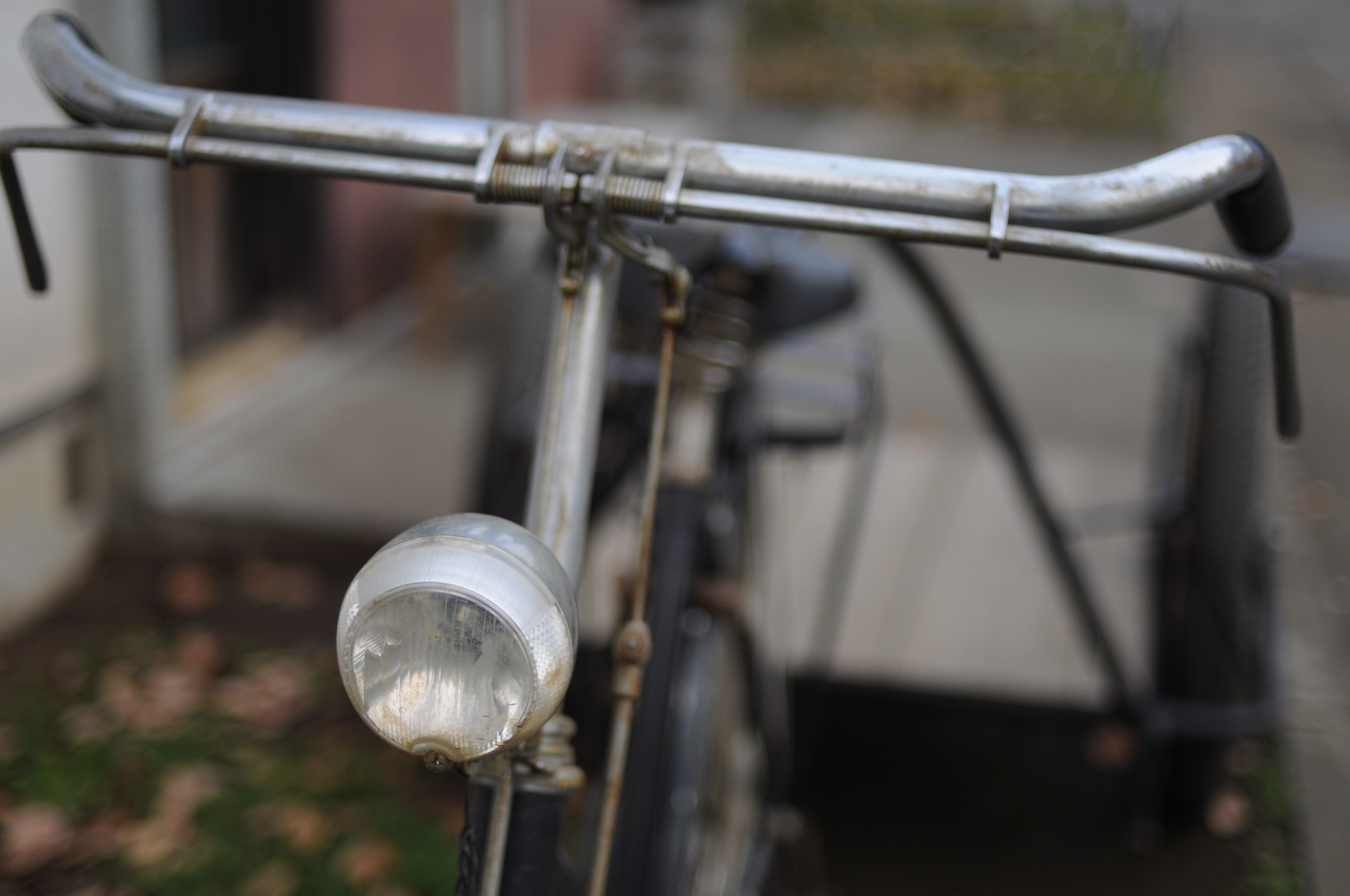 <b>D90 / Ai AF Nikkor 35mm F2 D / 約4.0MB / 4,288×2,848 / 1/320秒 / F2 / 0EV / ISO200 / WB:晴天 / 35mm</b>