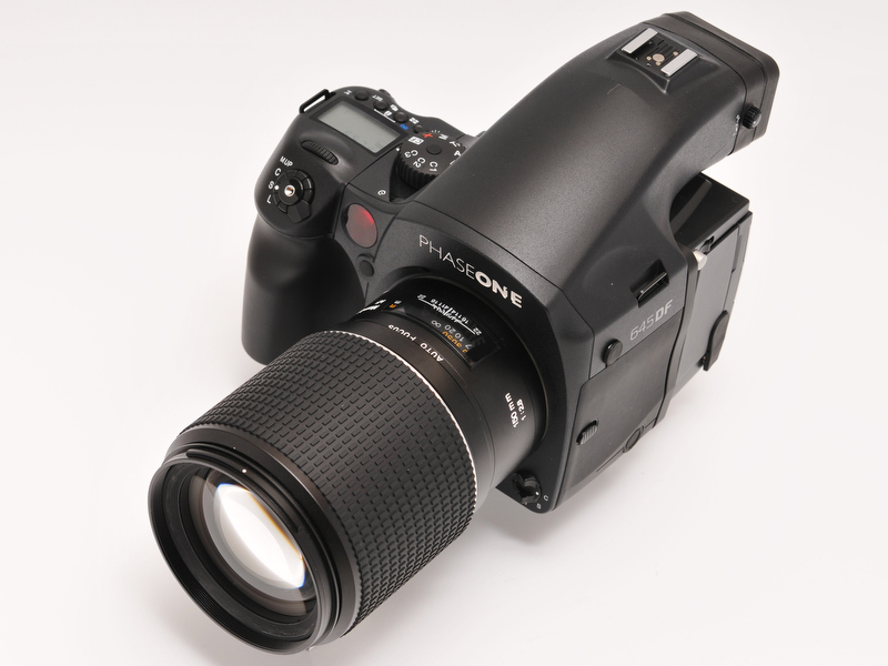 <b>マミヤセコールAF 150mm F2.8 IF D。加えてLS 80mm F2.8を使用</b>
