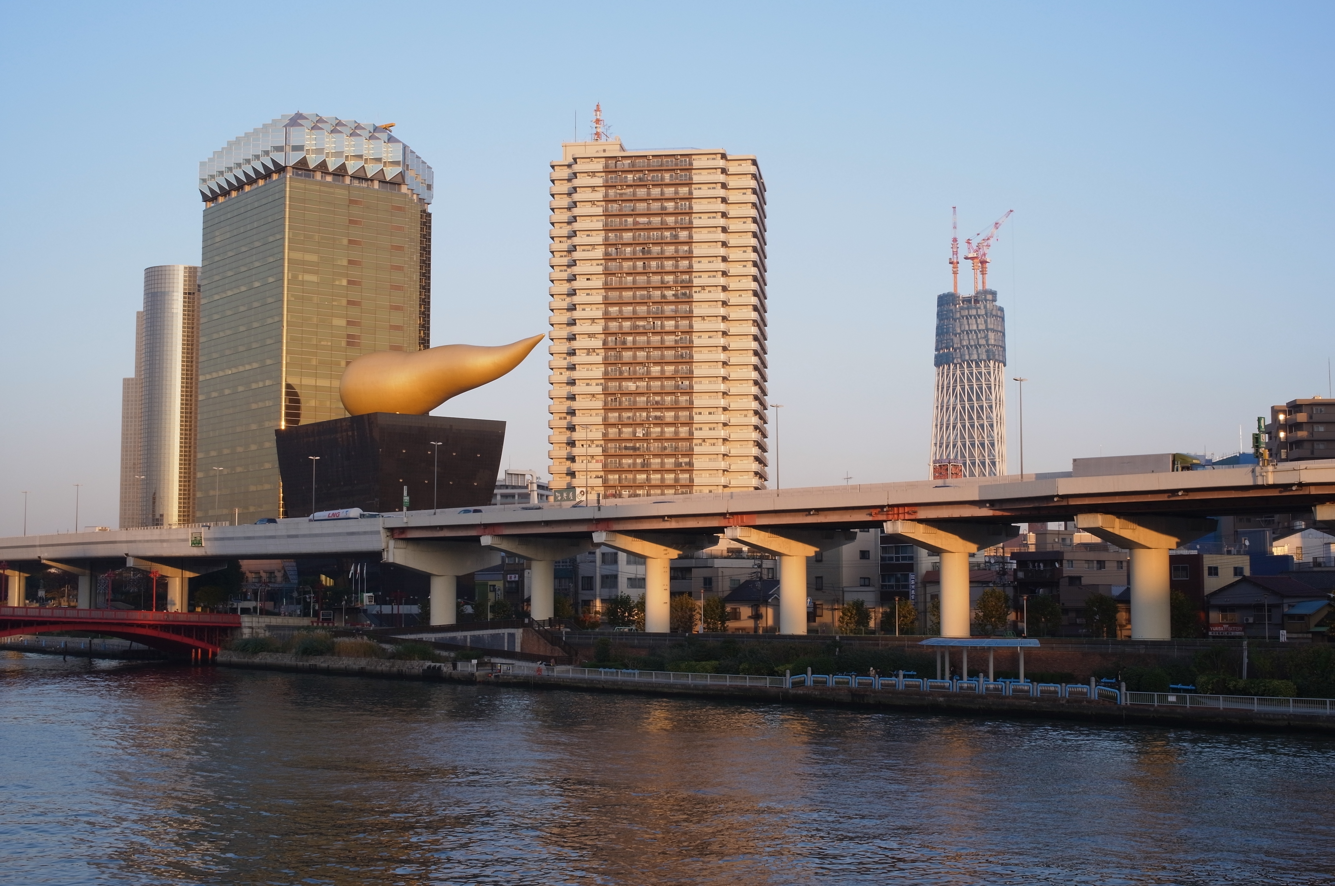 <b>ISO200<br>4,288×2,848 / 1/73秒 / F11 / 0EV / WB:太陽光 / 33mm（50mm相当）</b>