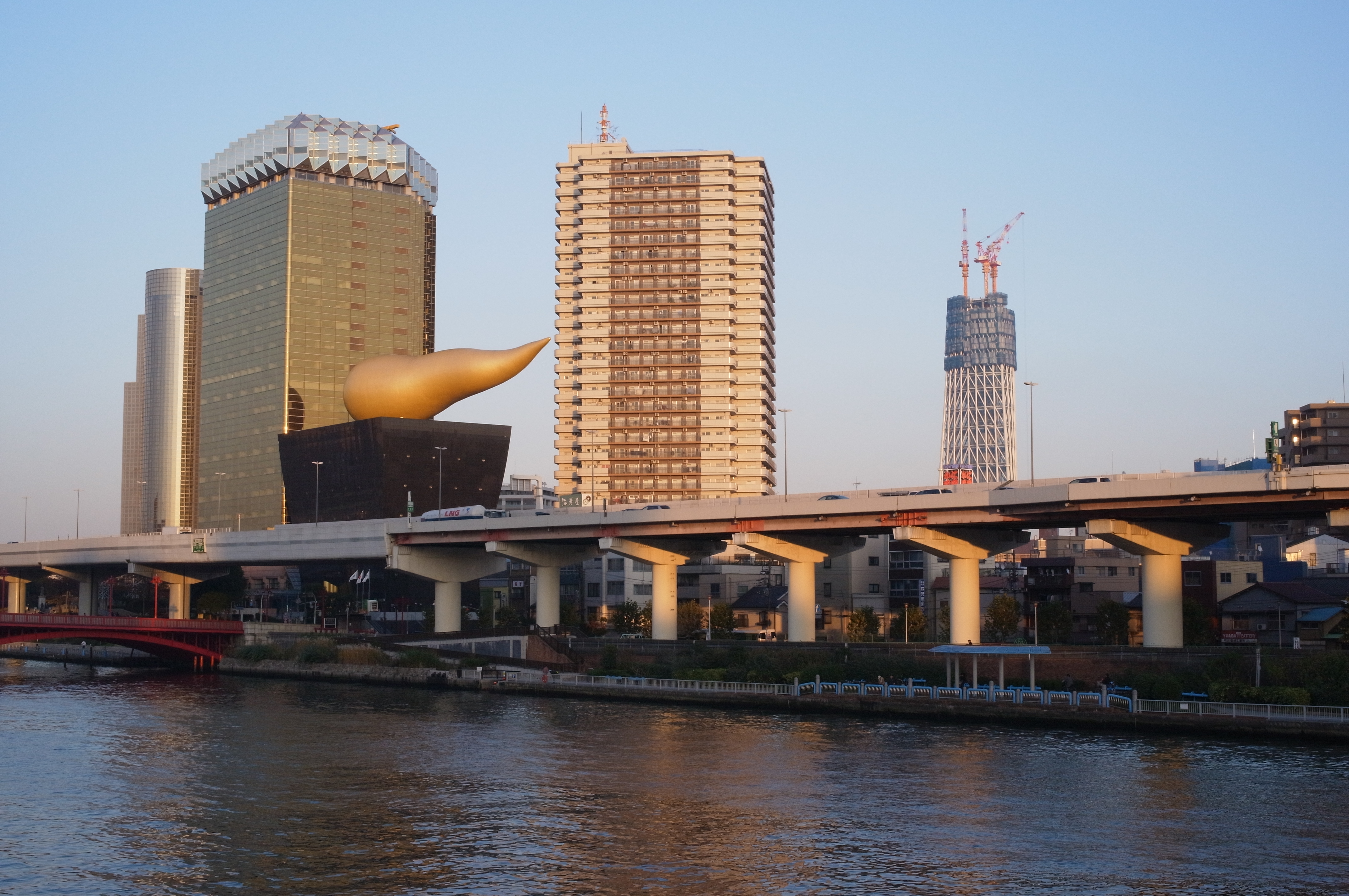 <b>ISO800<br>4,288×2,848 / 1/310秒 / F11 / 0EV / WB:太陽光 / 33mm（50mm相当）</b>