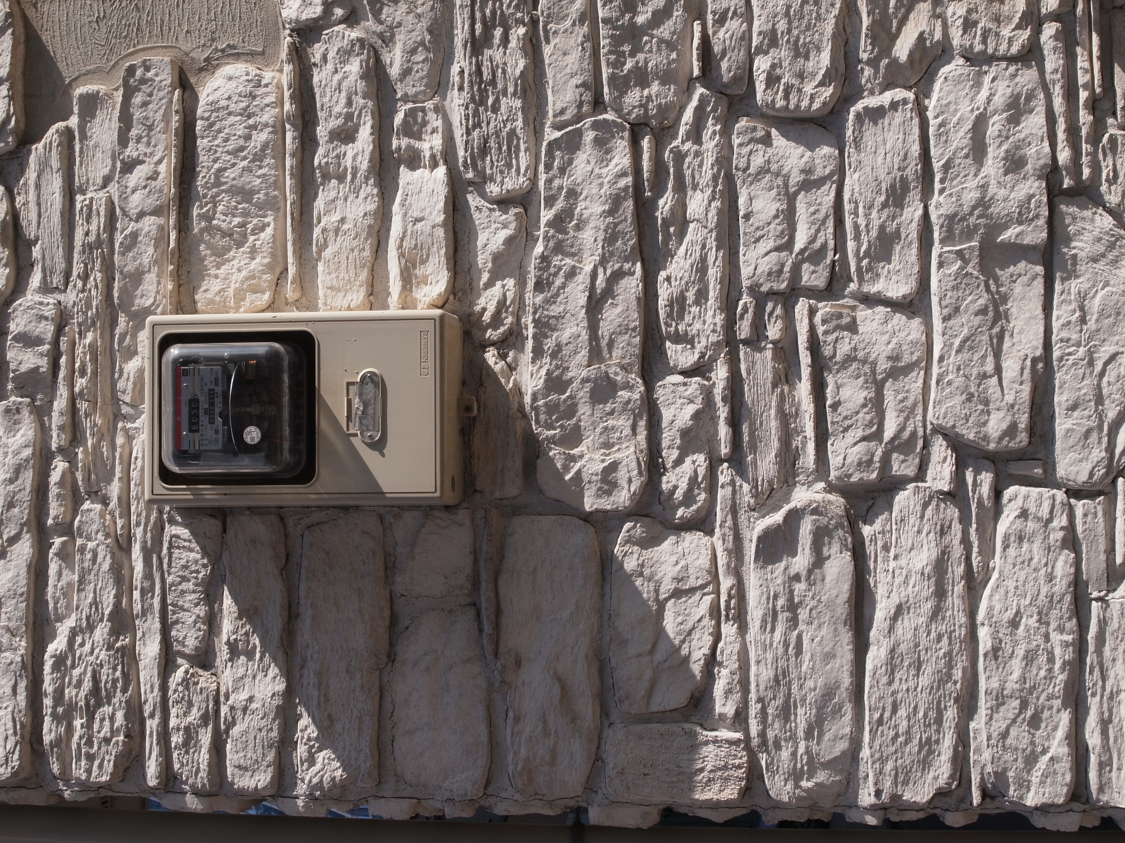 <b>四隅まできちんとシャープだし、立体感もよく出ている。コンパクト機のレンズとしては非常に優秀だと思う<br>3,648×2,736 / 1/1070秒 / F4.9 / -0.3EV / ISO100 / WB:オート / 10.5mm（50mm相当）</b>