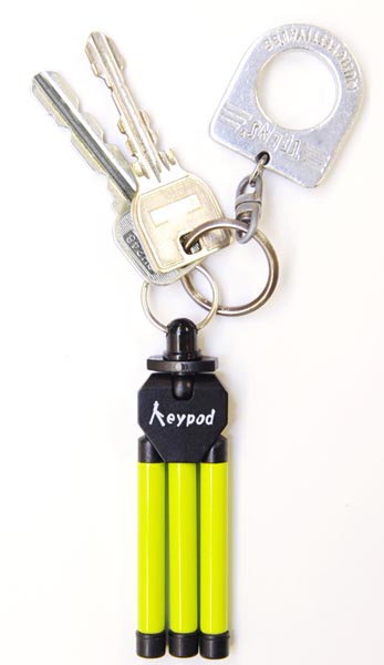 <b>キーホルダーとしても使える</b>