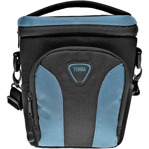 <b>ブラック/ブルー</b>