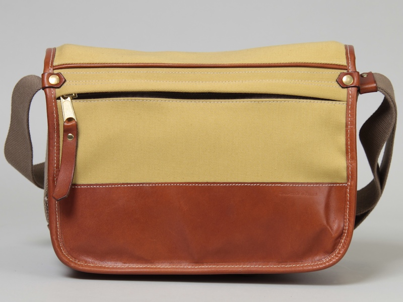 <b>通常取扱商品のうち、最も安価なb-laika</b>