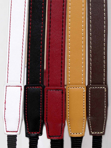 <b>左からホワイト、ブラック、レッド、ライトブラウン、ブラウン</b>