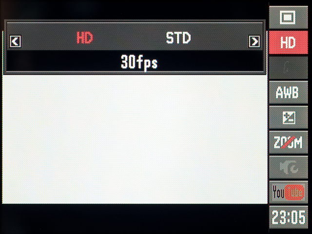 <b>通常動画の記録画素数の設定。「HD」は1280×720ピクセル、「STD」は640×480ピクセル。いずれも30fpsの音声付き</b>