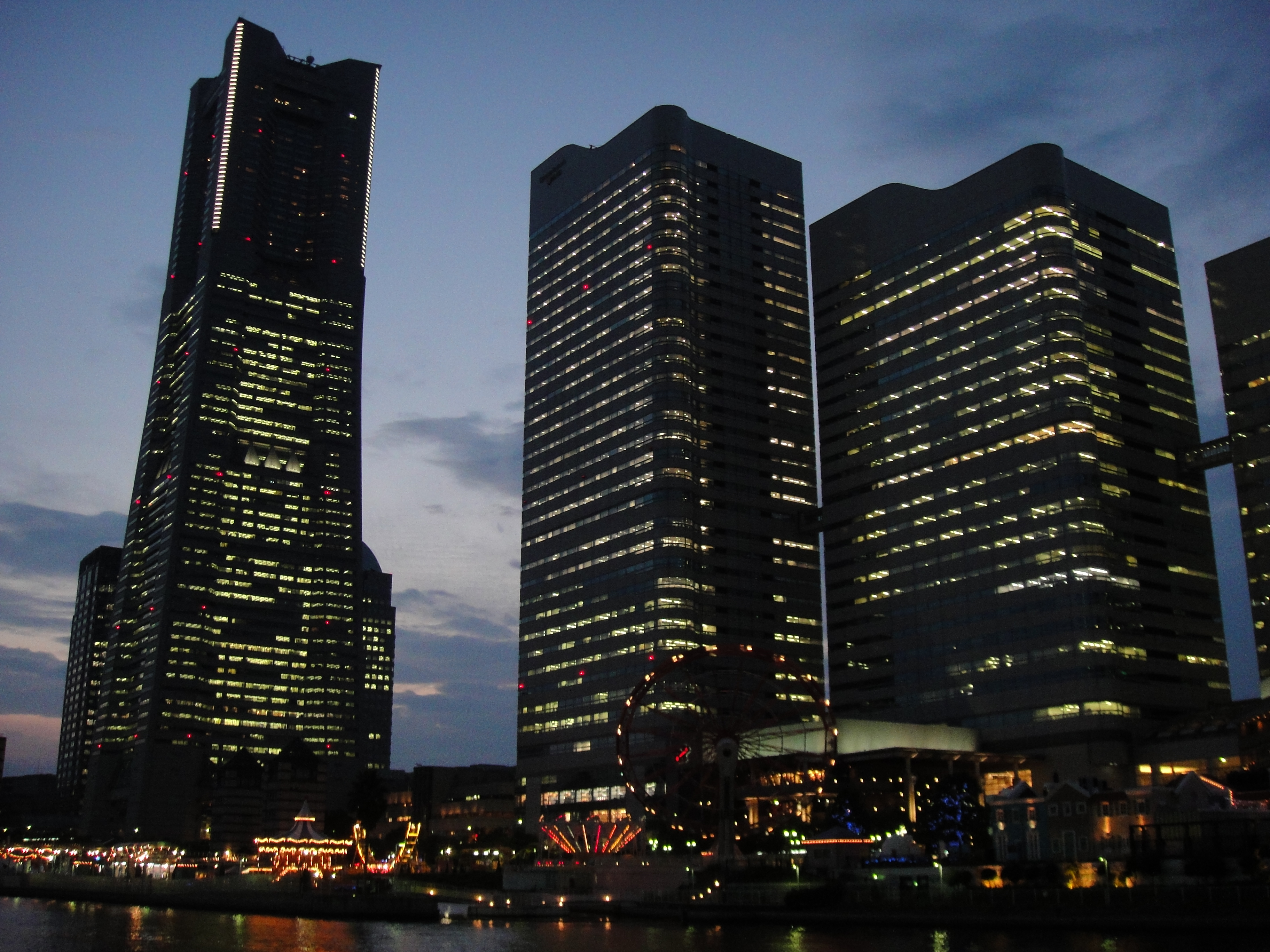 <b>DSC-TX1 / 約3.8MB / 3,648×2,736 / 1/40秒 / F3.5 / -1.3EV / ISO400 / WB:フラッシュ / 6.2mm</b>