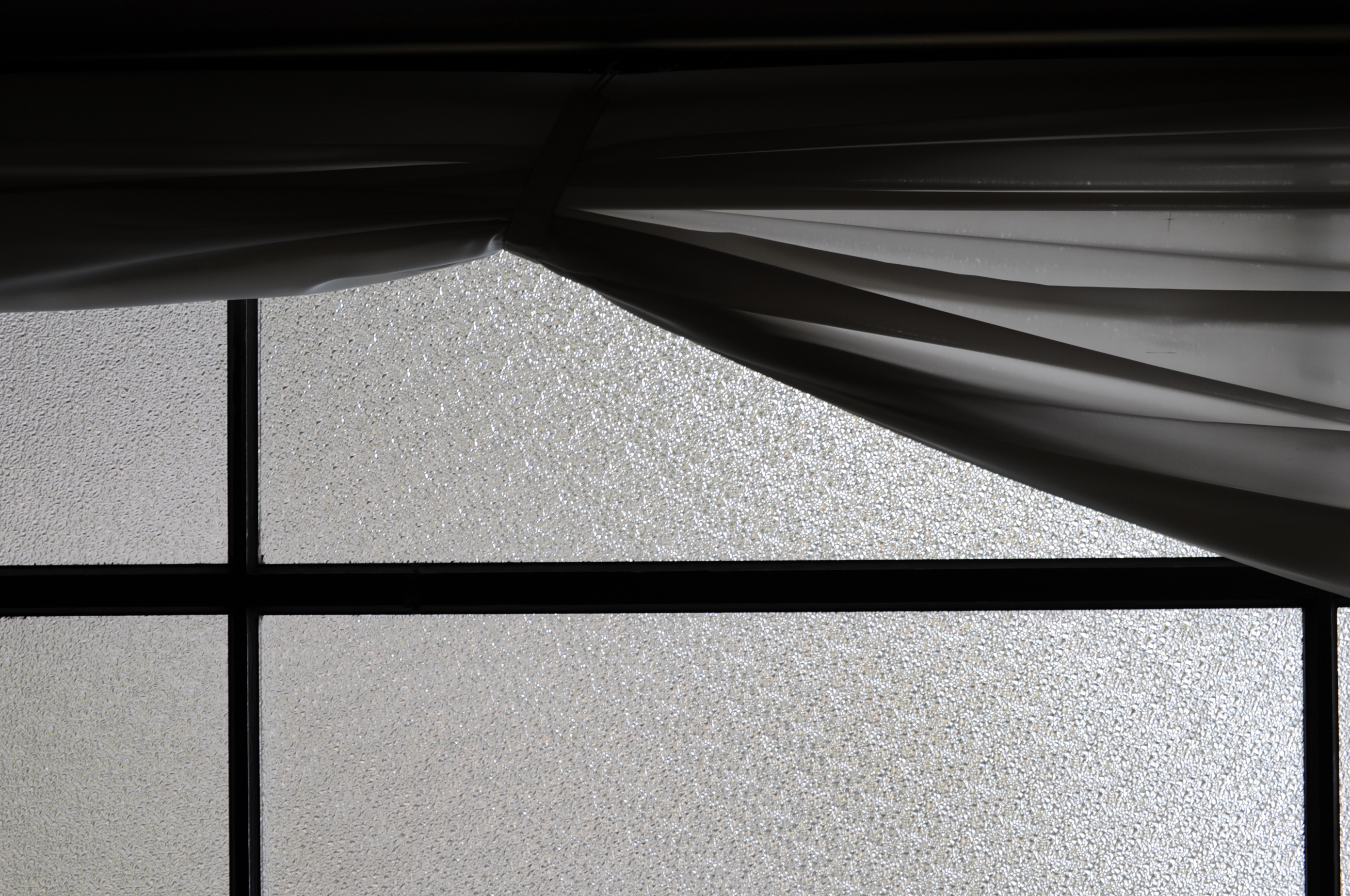 <b>開放F値から考えれば重めのレンズだが、MF時のフォーカスリングの感触は素晴らしい。トキナーらしいこだわりが感じられる<br>D700 / トキナーAT-X M35 PRO DX / 2,784×1,848 / 1/20秒 / F5.6 / -0.3EV / ISO200 / WB:オート / 35mm（52.5mm相当）</b>