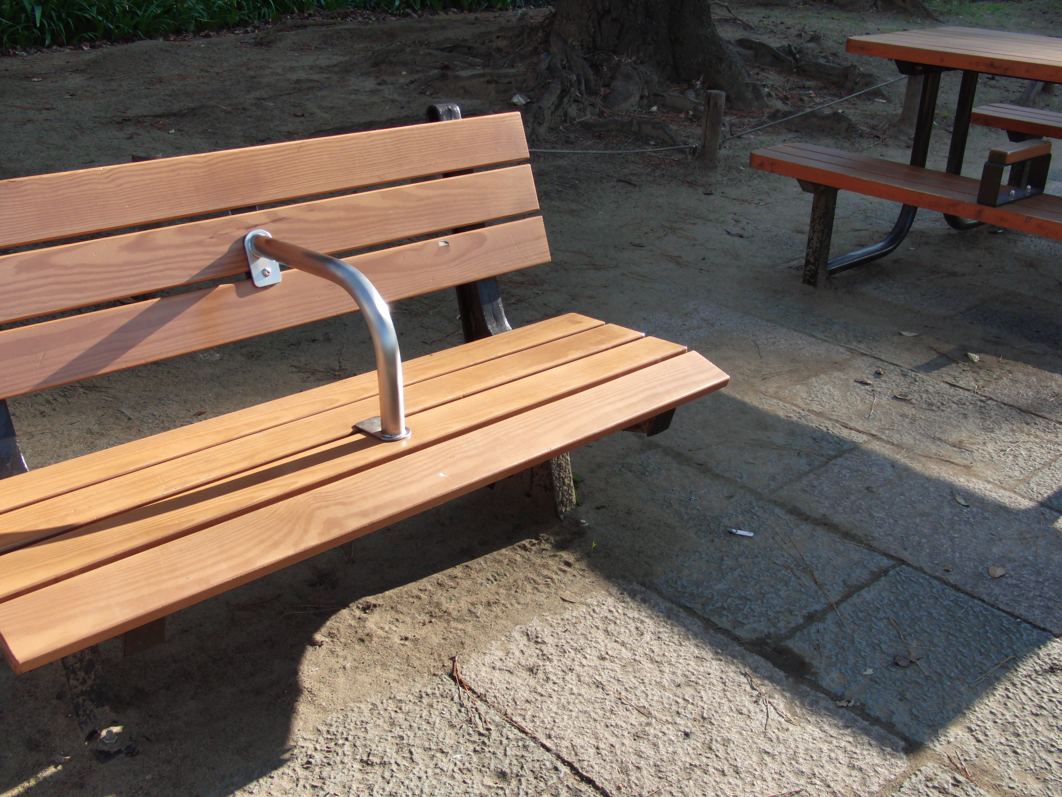 <b>HSライティング：OFF、ライティングON<br>EX-FC150 / 3,648×2,736 / 1/250秒 / F3.6 / 0EV / ISO100 / オート / WB:オート / 6.4mm</b>