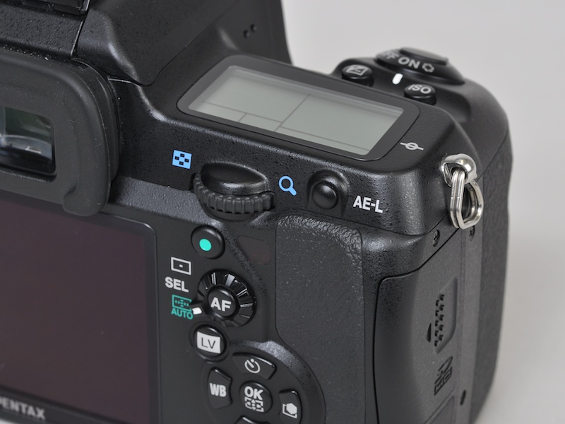 <b>背面右手側の操作系</b>