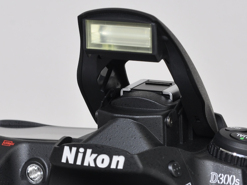 <b>内蔵ストロボ</b>