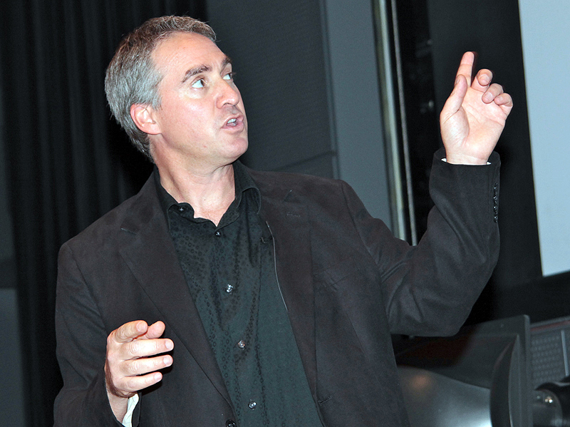 <b>Ted Schilowitz氏</b>