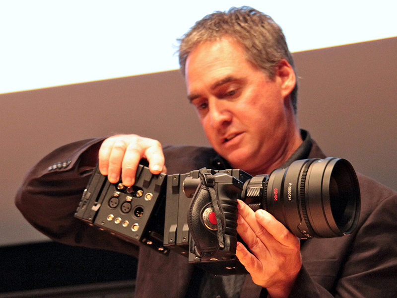 <b>EPICはモジュール式のため必要に応じてさまざまなオプションを装着できる</b>