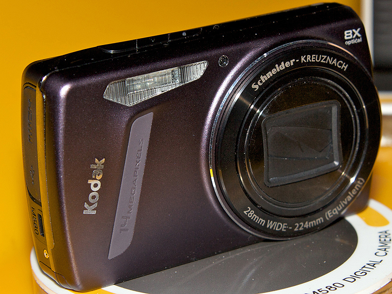 <b>EASYSHARE M580。ほかのMシリーズもデザインはほぼ共通</b>